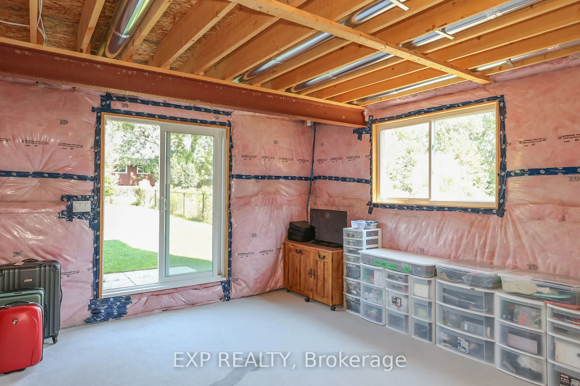 3608 Carolinia Court