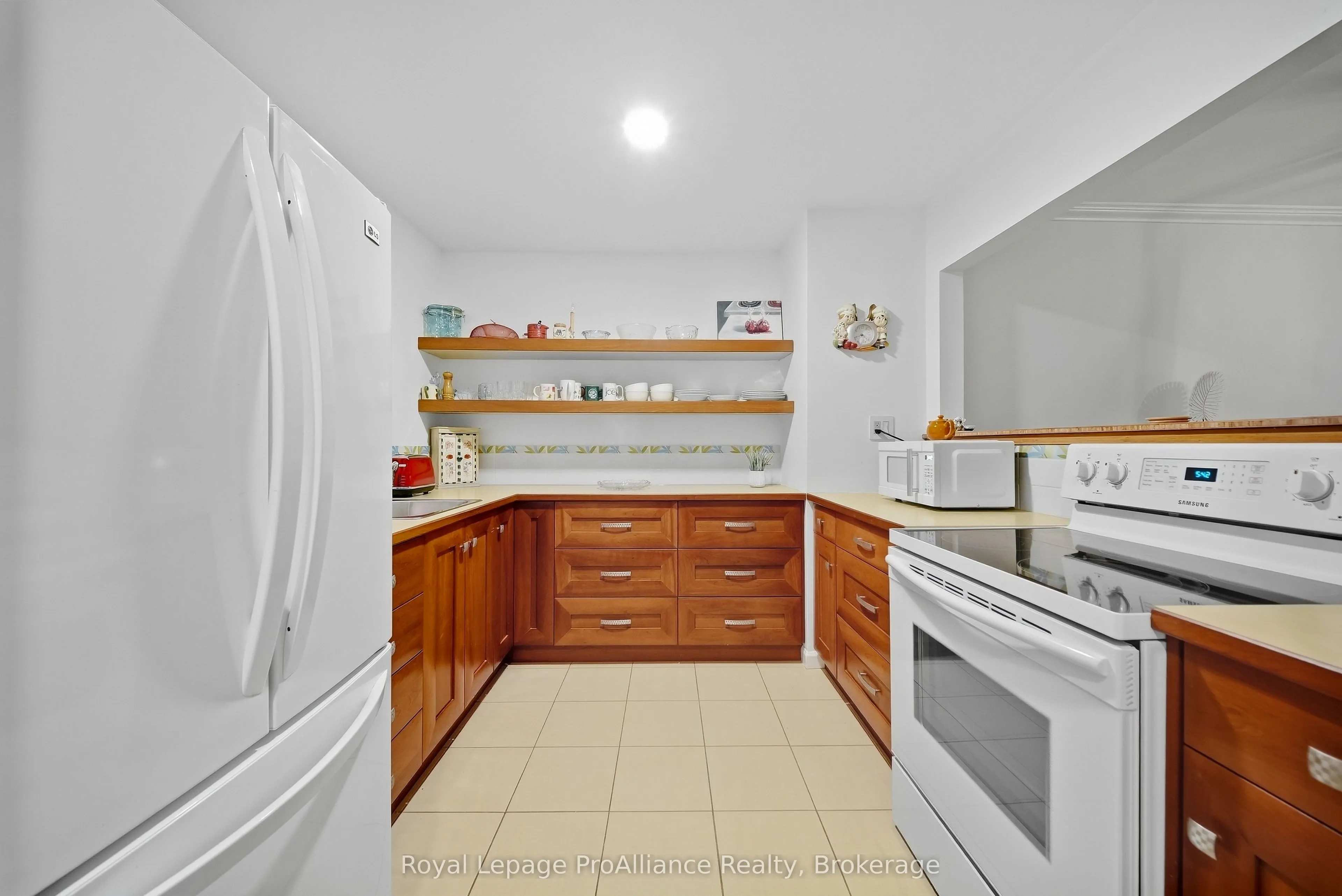 223 North Park Street #311C