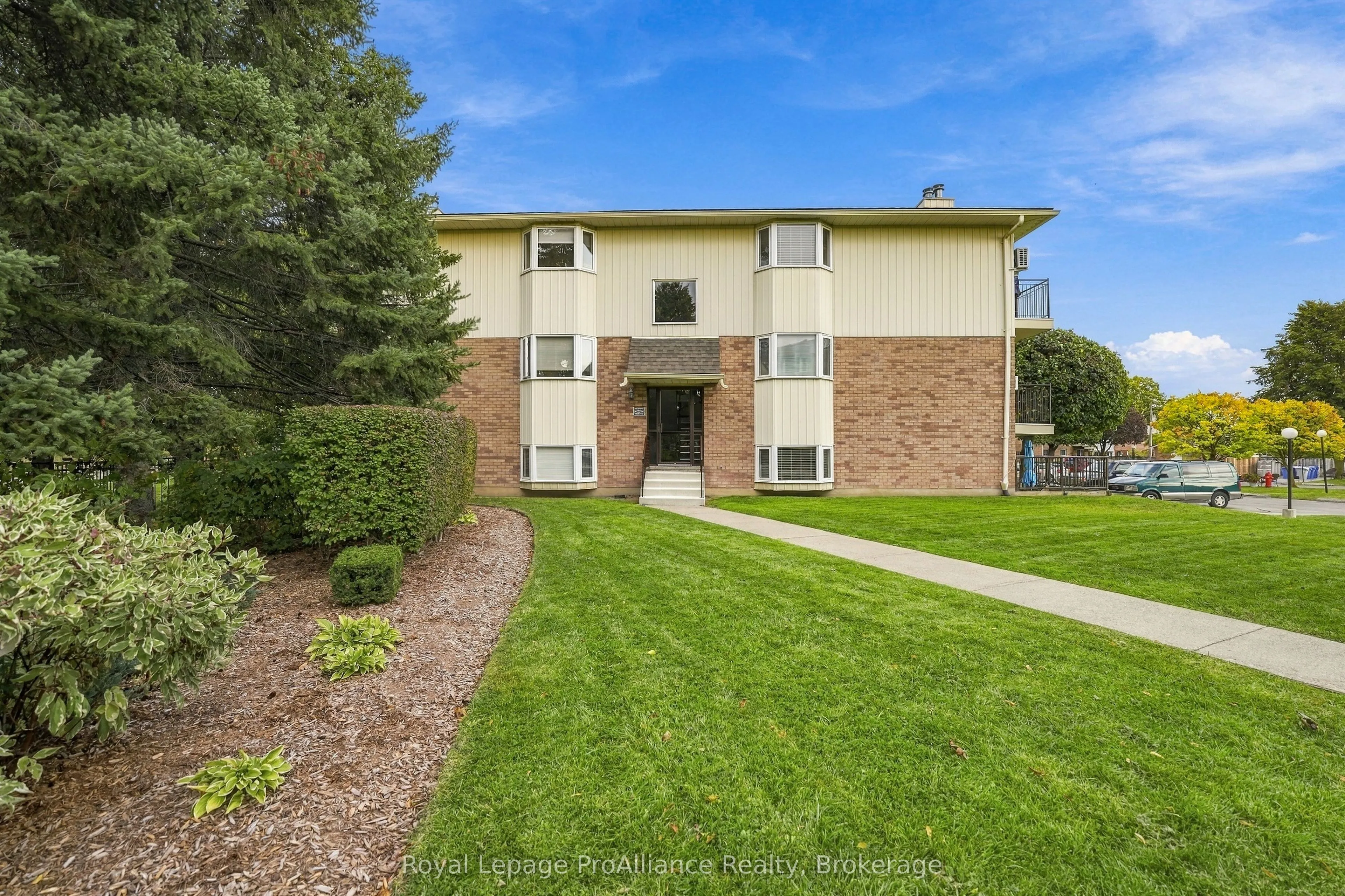 223 North Park Street #311C