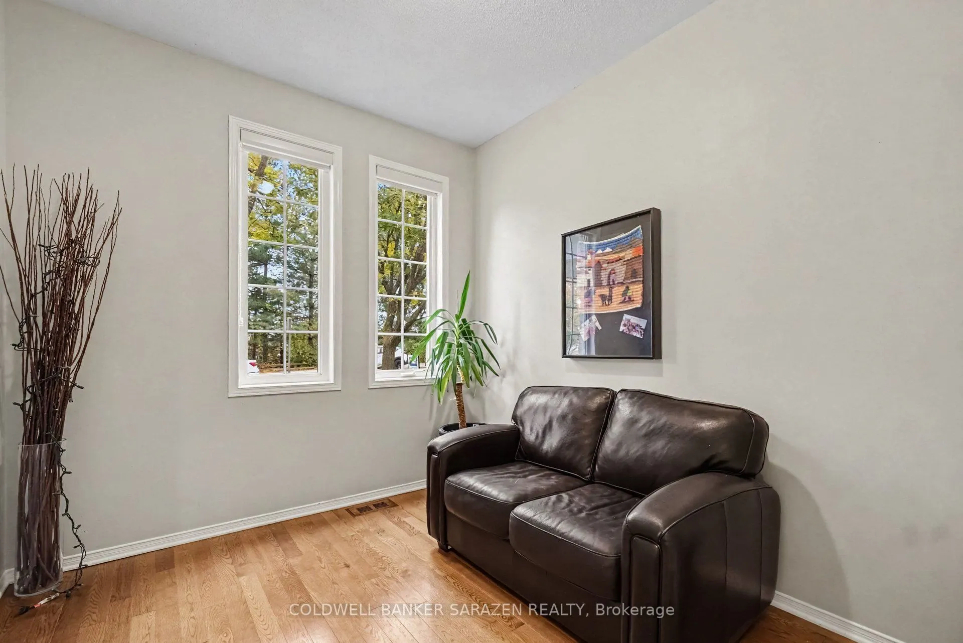 5 Barnstone Drive
