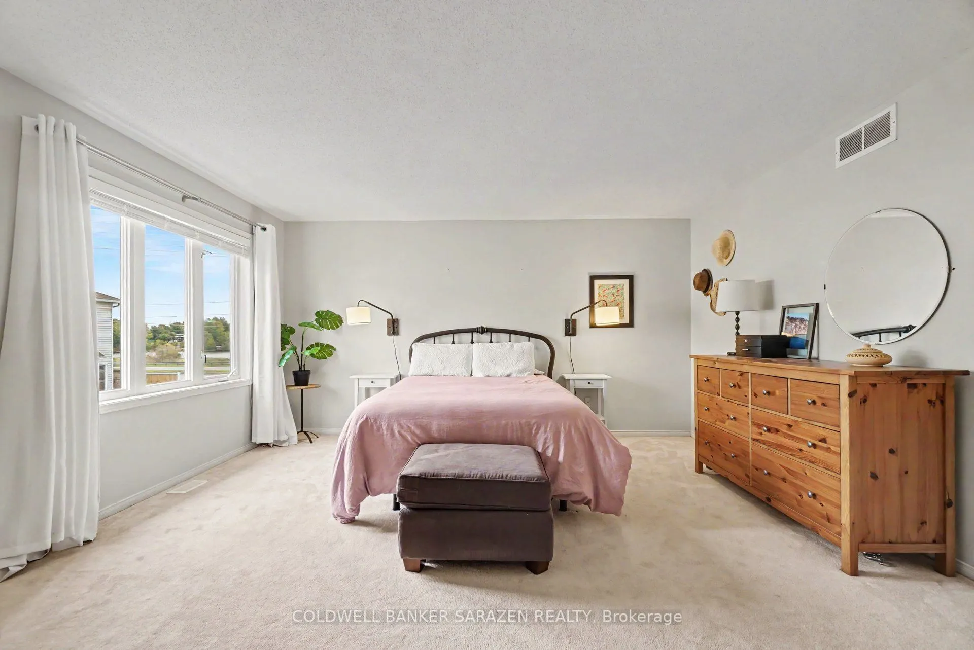 5 Barnstone Drive