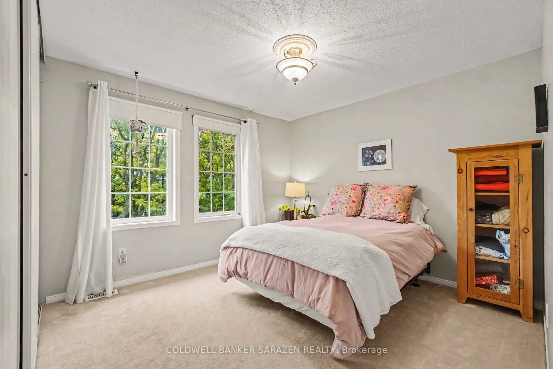 5 Barnstone Drive