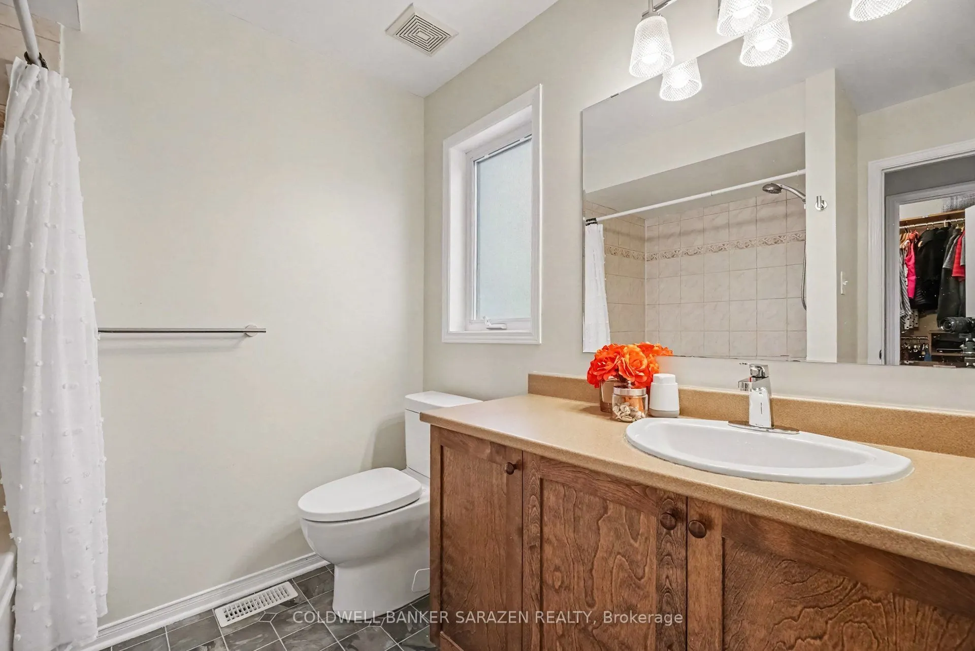 5 Barnstone Drive