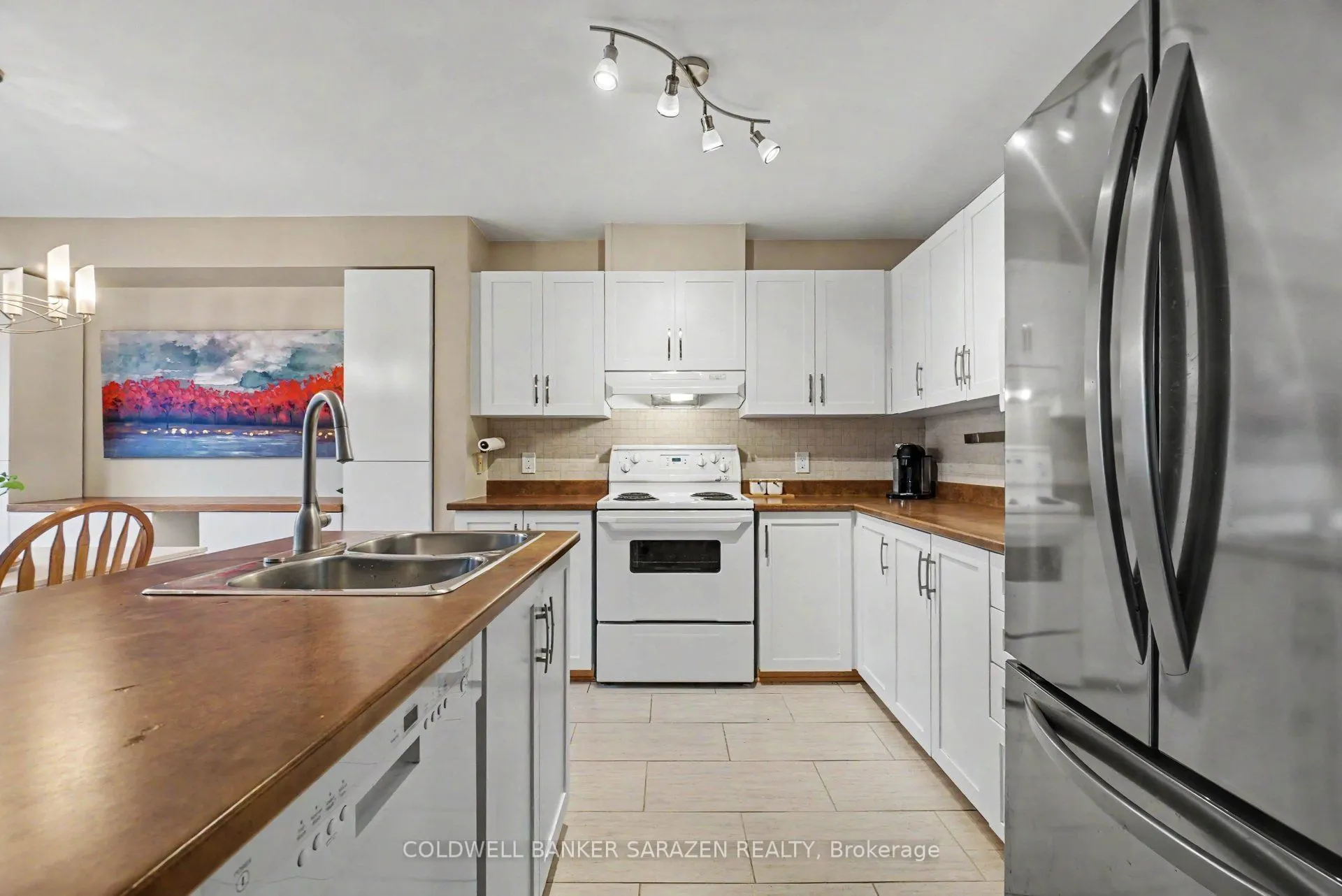 5 Barnstone Drive