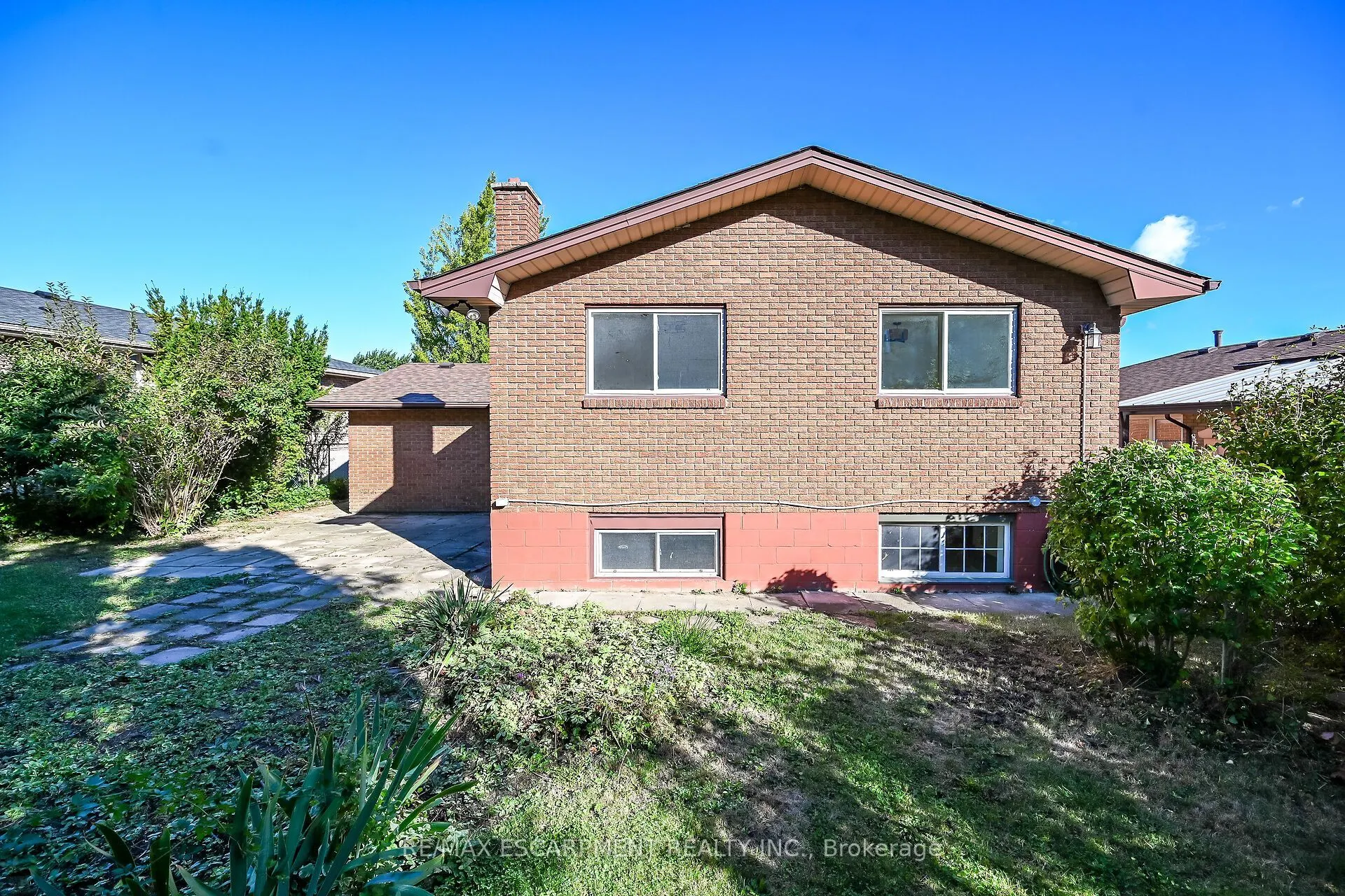 100 Marcella Crescent