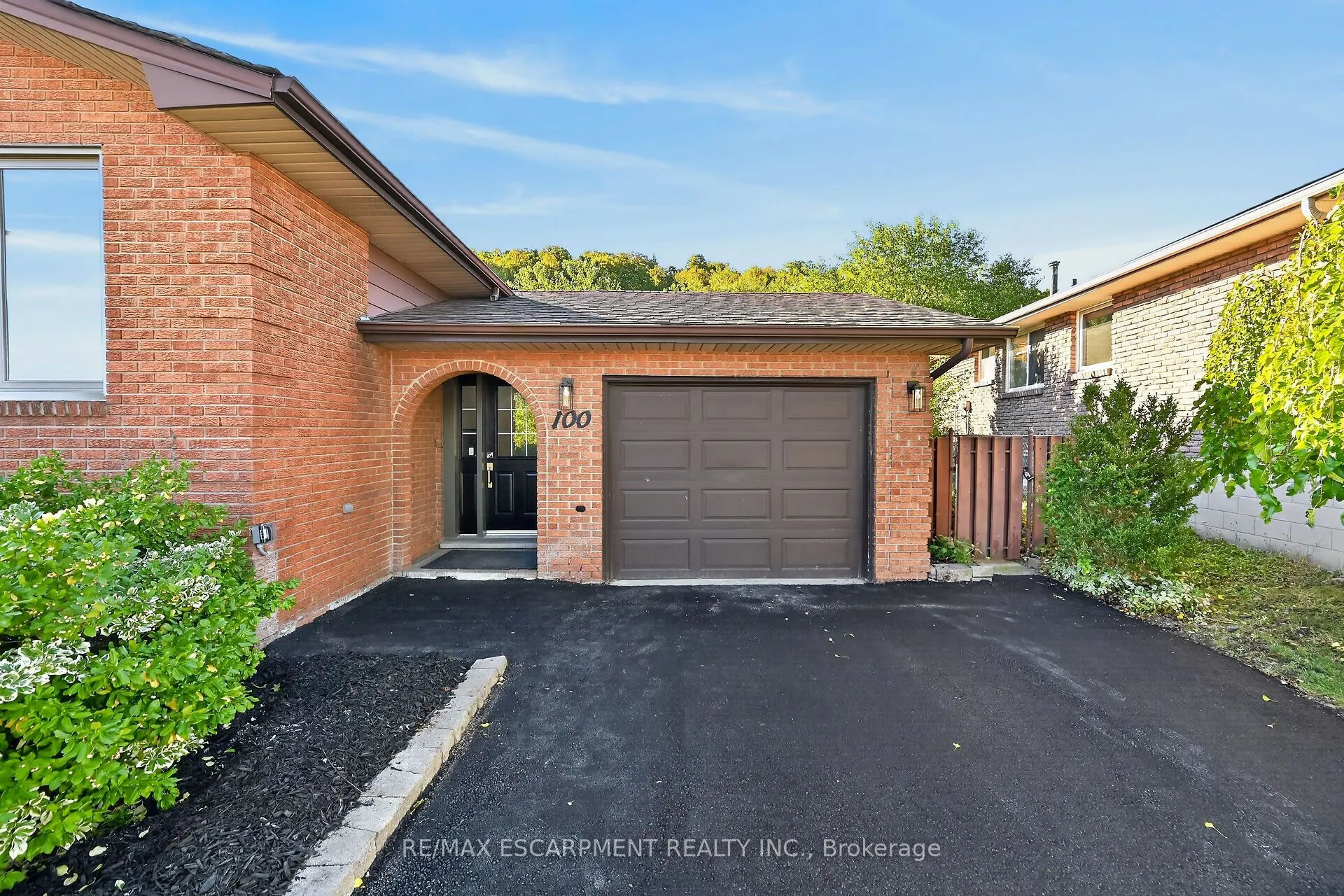 100 Marcella Crescent