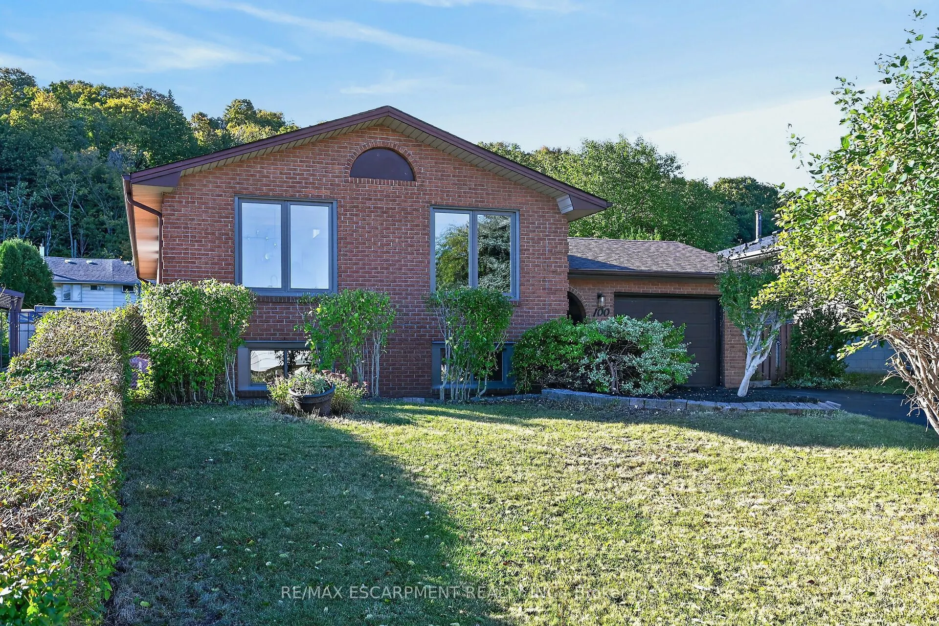 100 Marcella Crescent