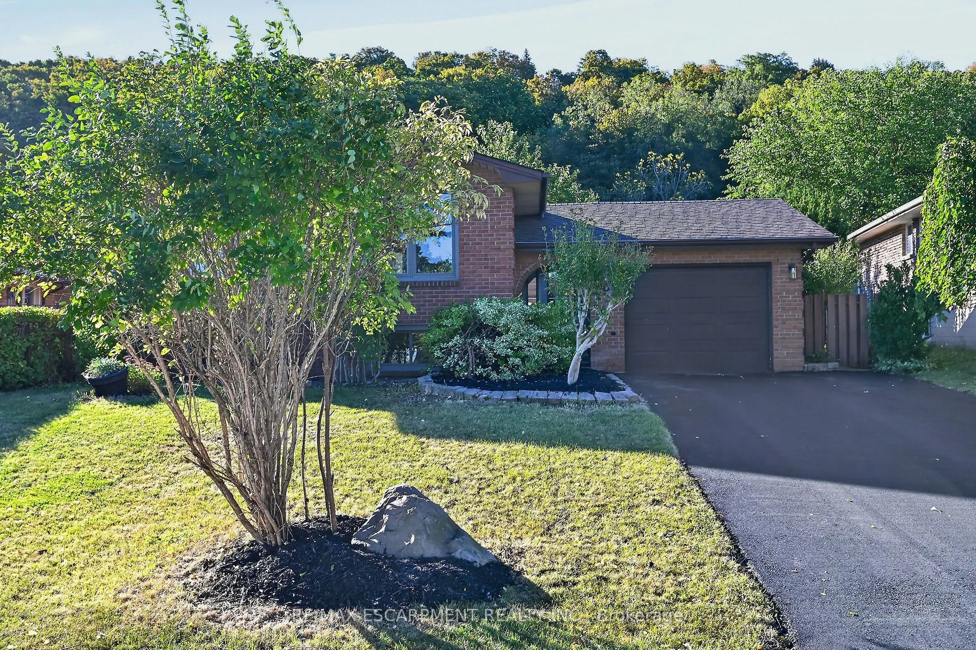 100 Marcella Crescent