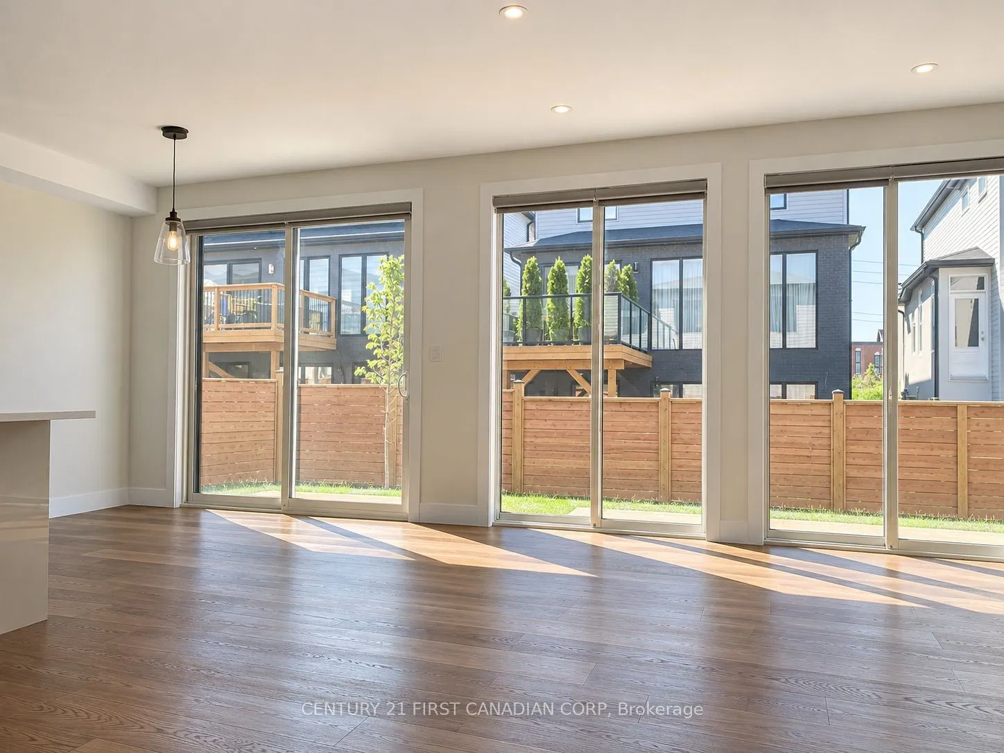 1820 Canvas Way #19