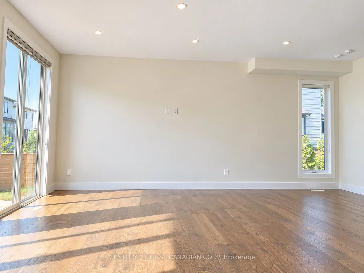 1820 Canvas Way #19