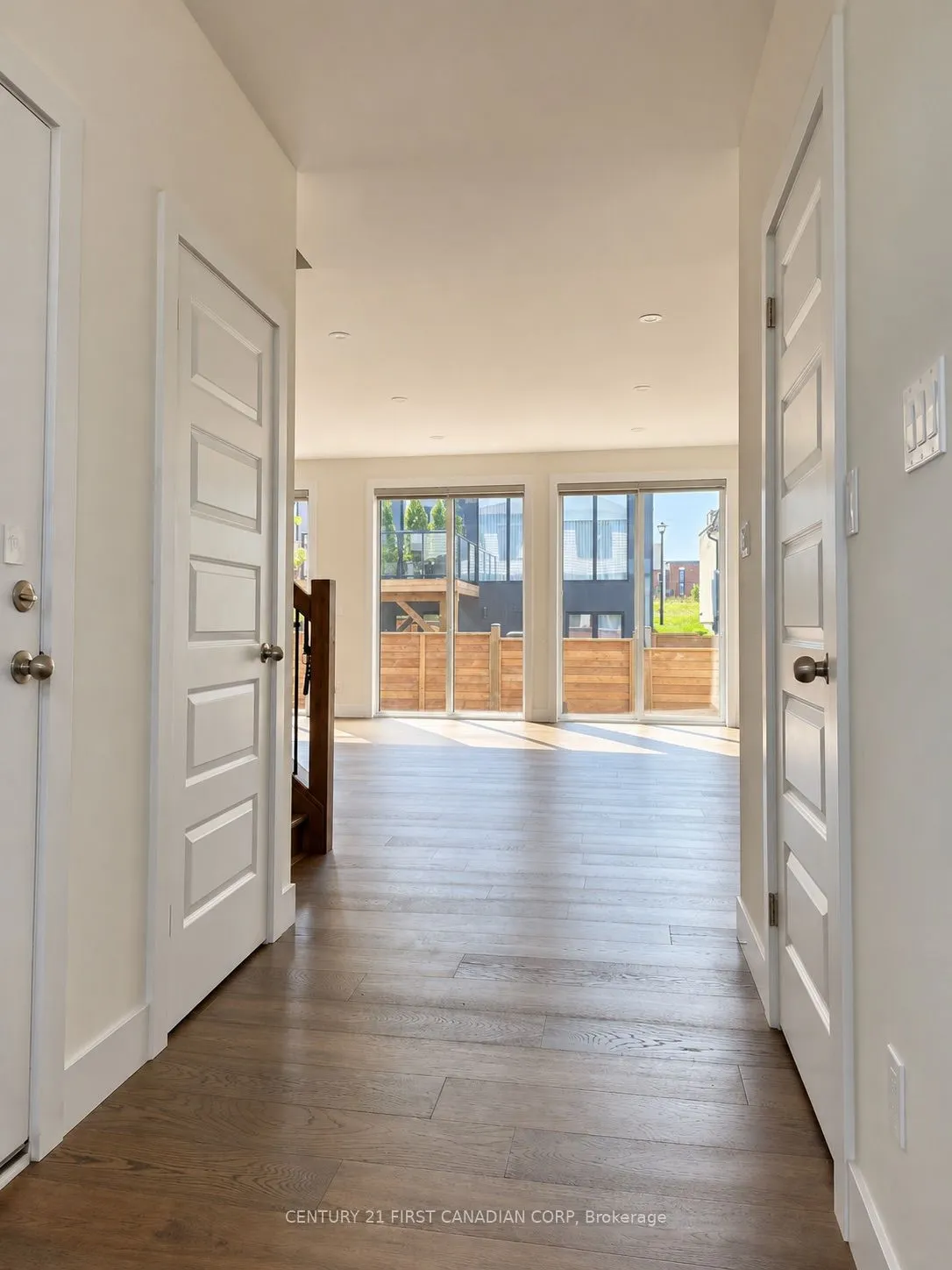 1820 Canvas Way #19