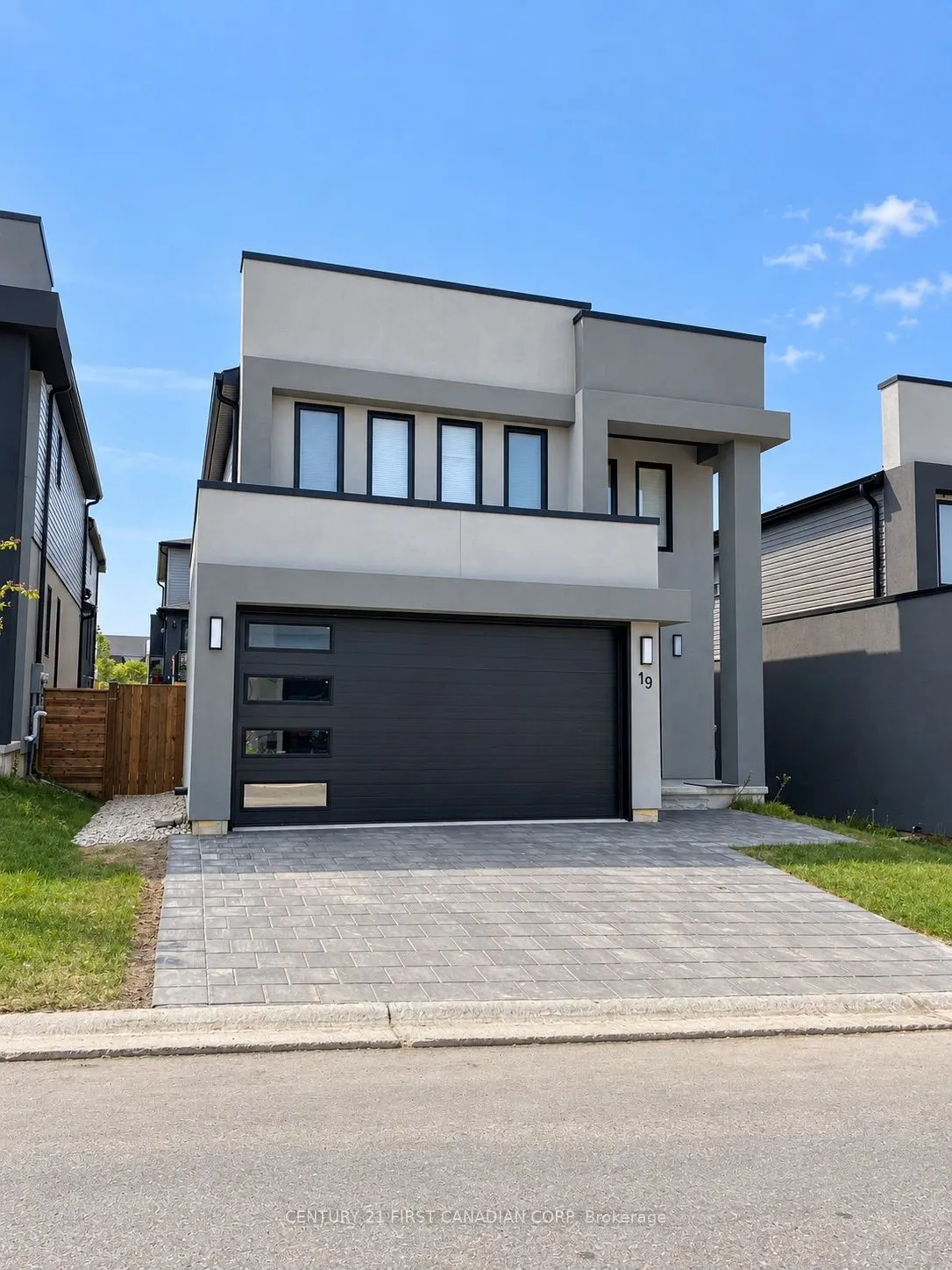 1820 Canvas Way #19