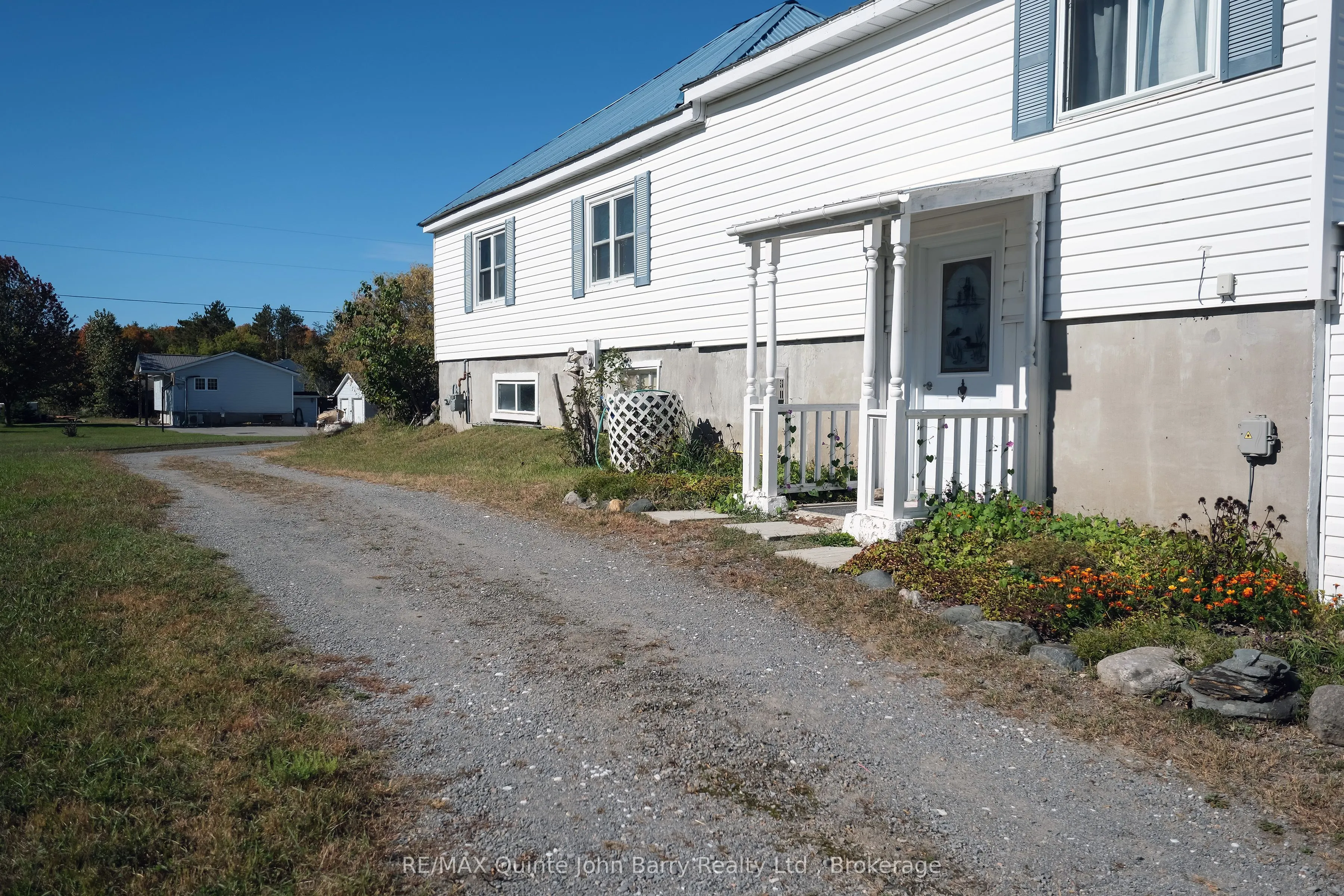 190 Downs Road