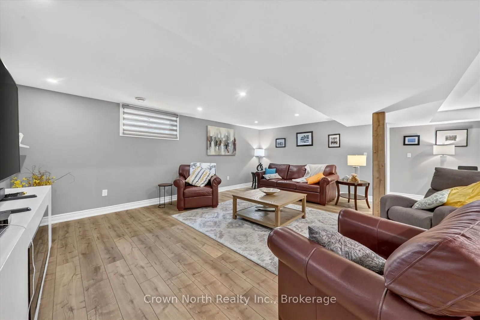 300 Richmond Street #35