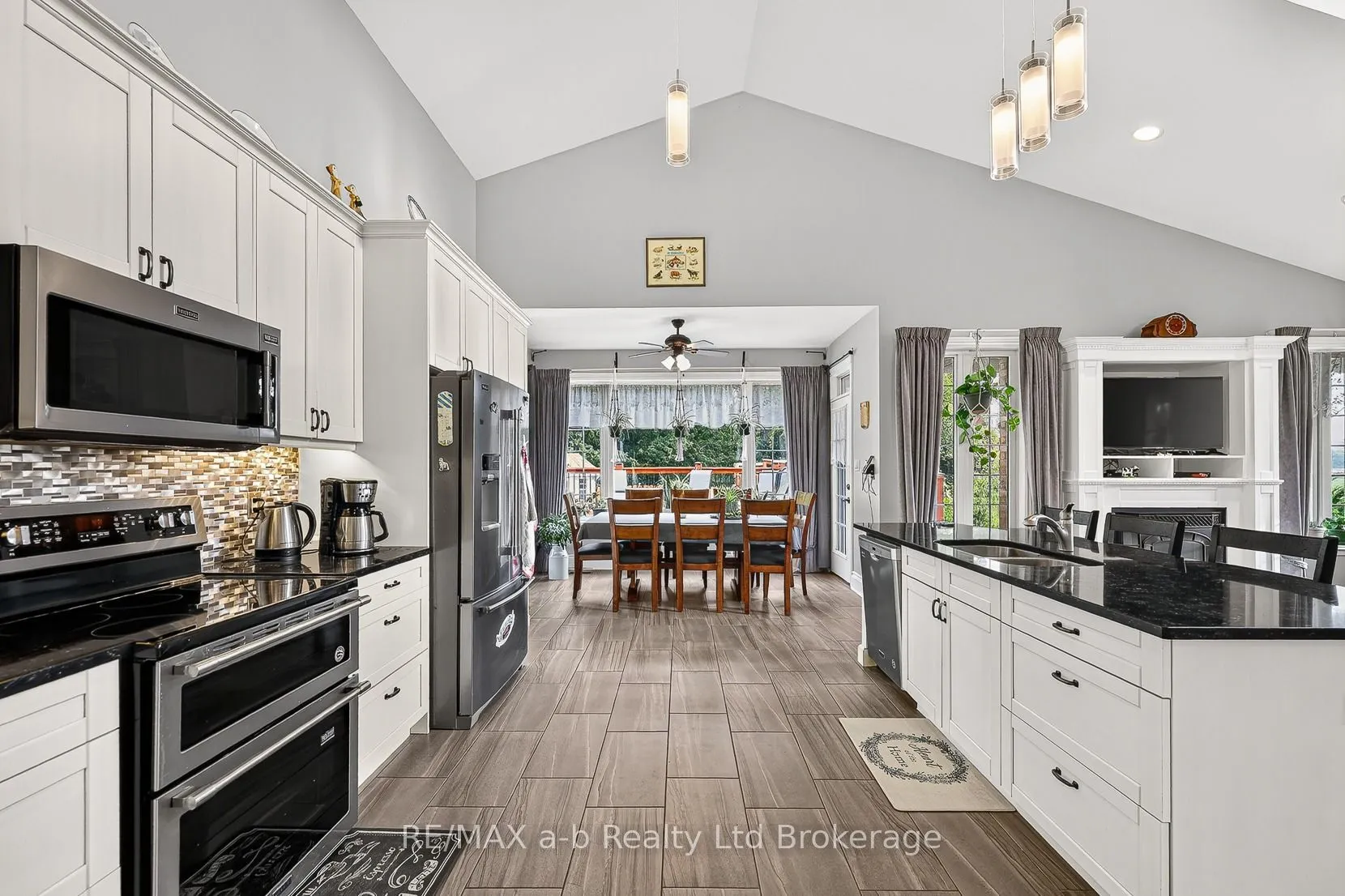 8806 Walkers Drive