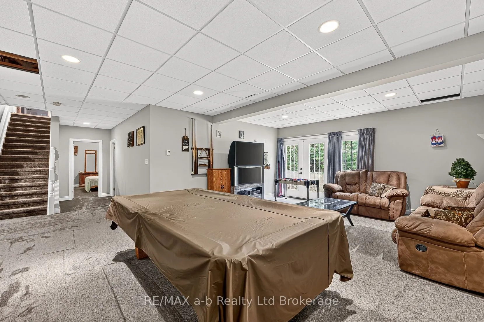 8806 Walkers Drive