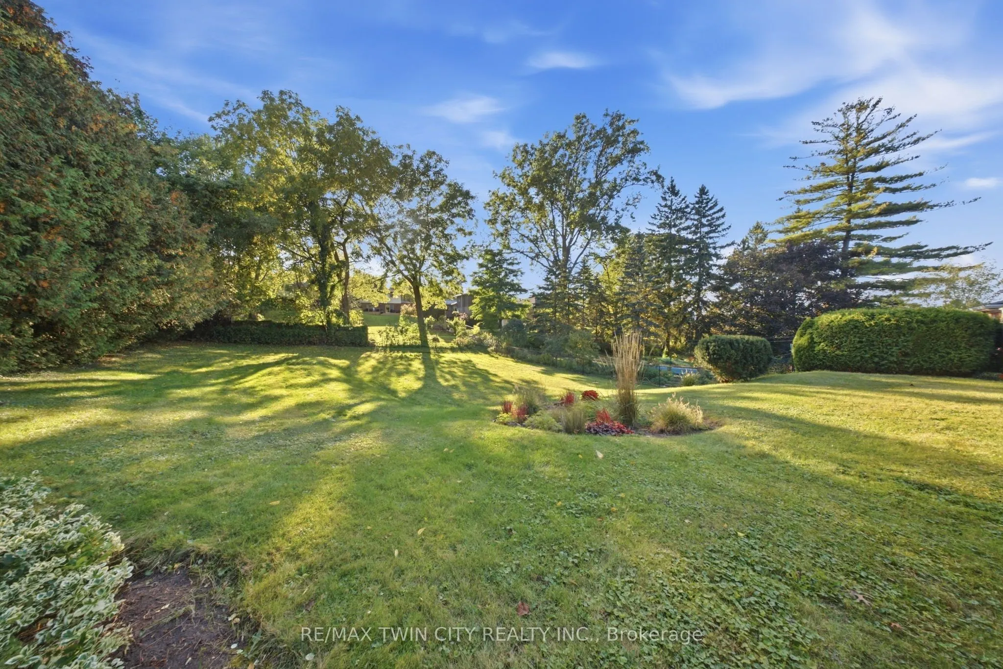 21 Hillcrest Avenue