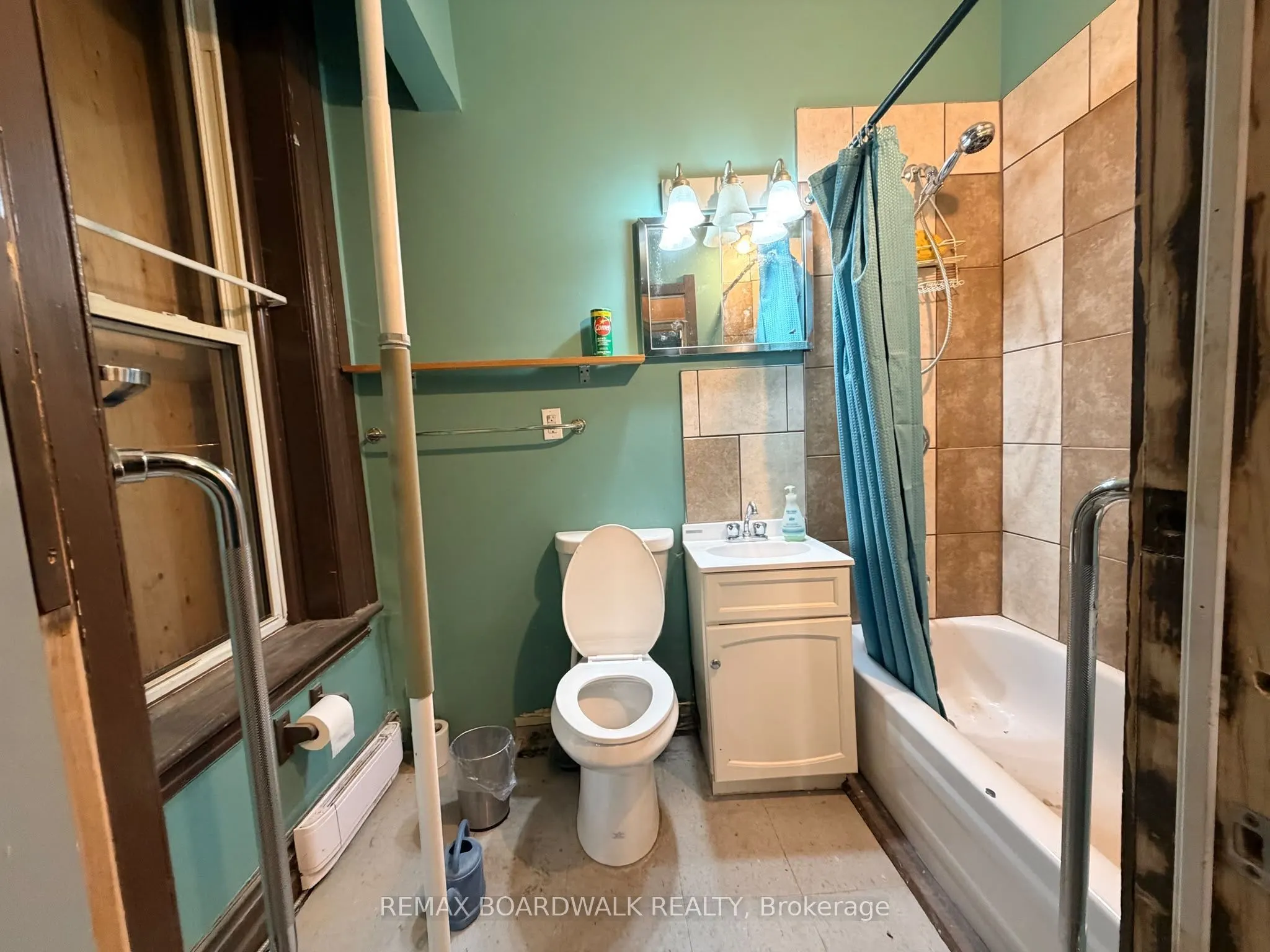 205 FIRST Street E