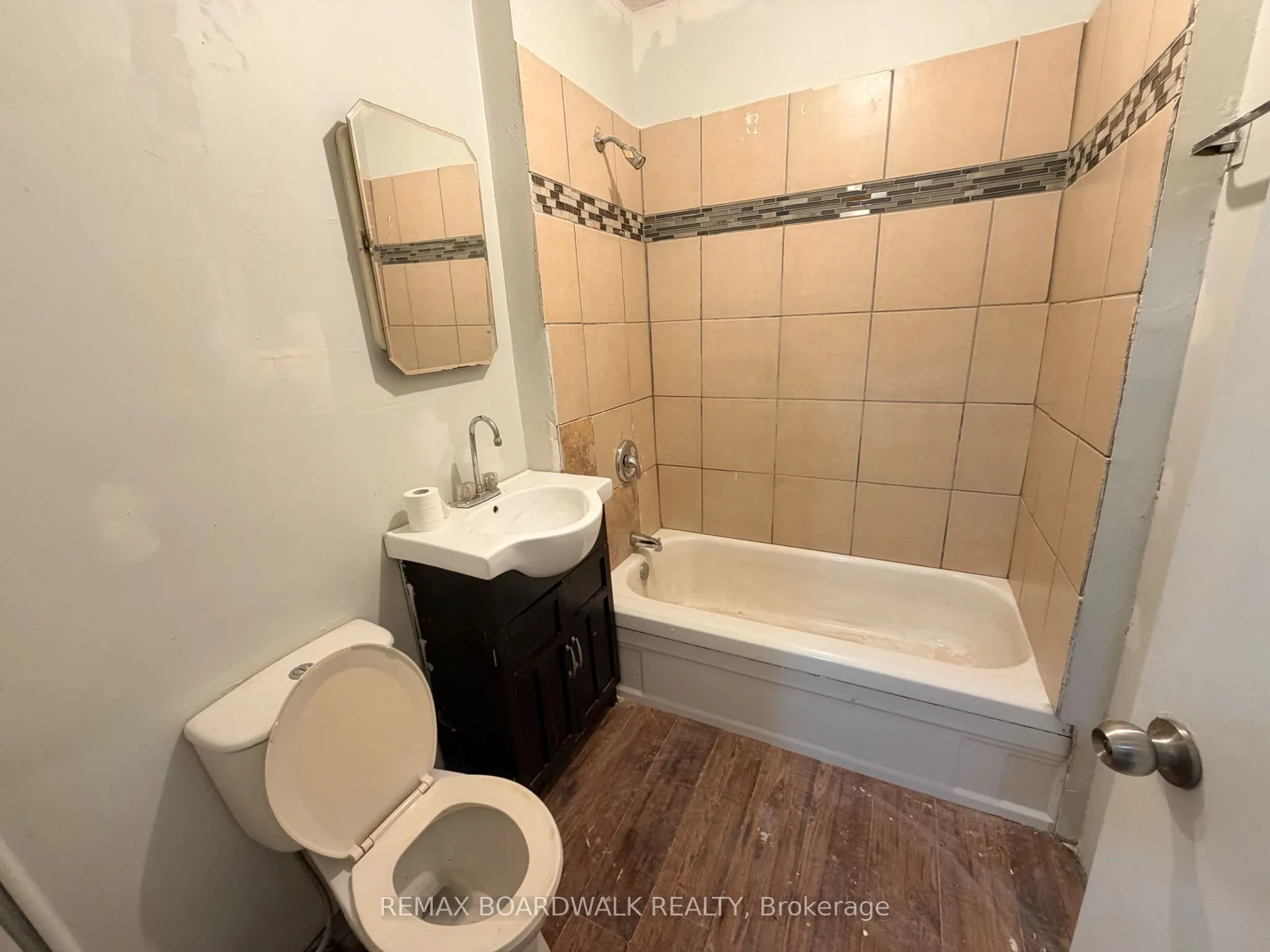 205 FIRST Street E