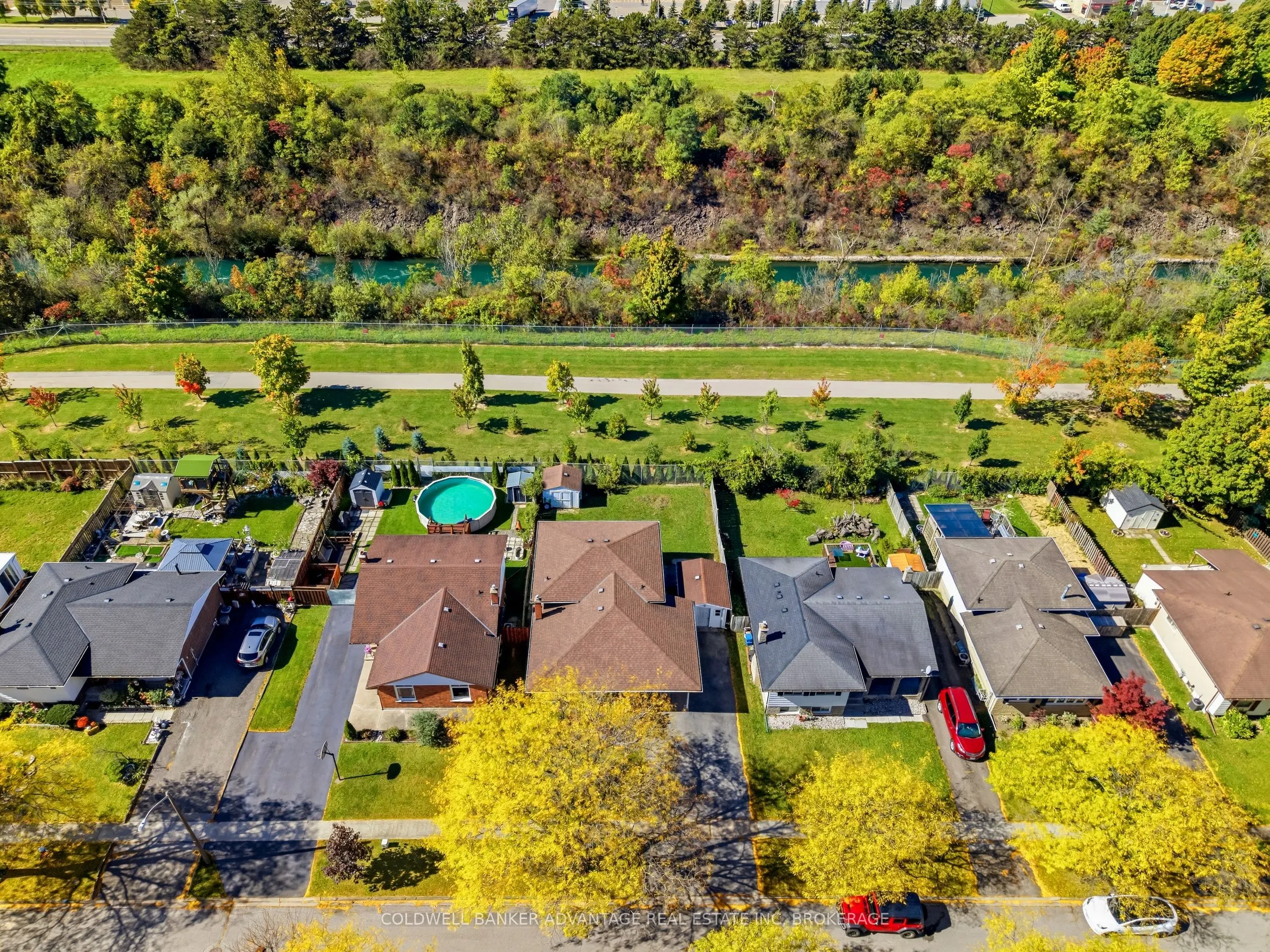 7451 Redhaven Crescent