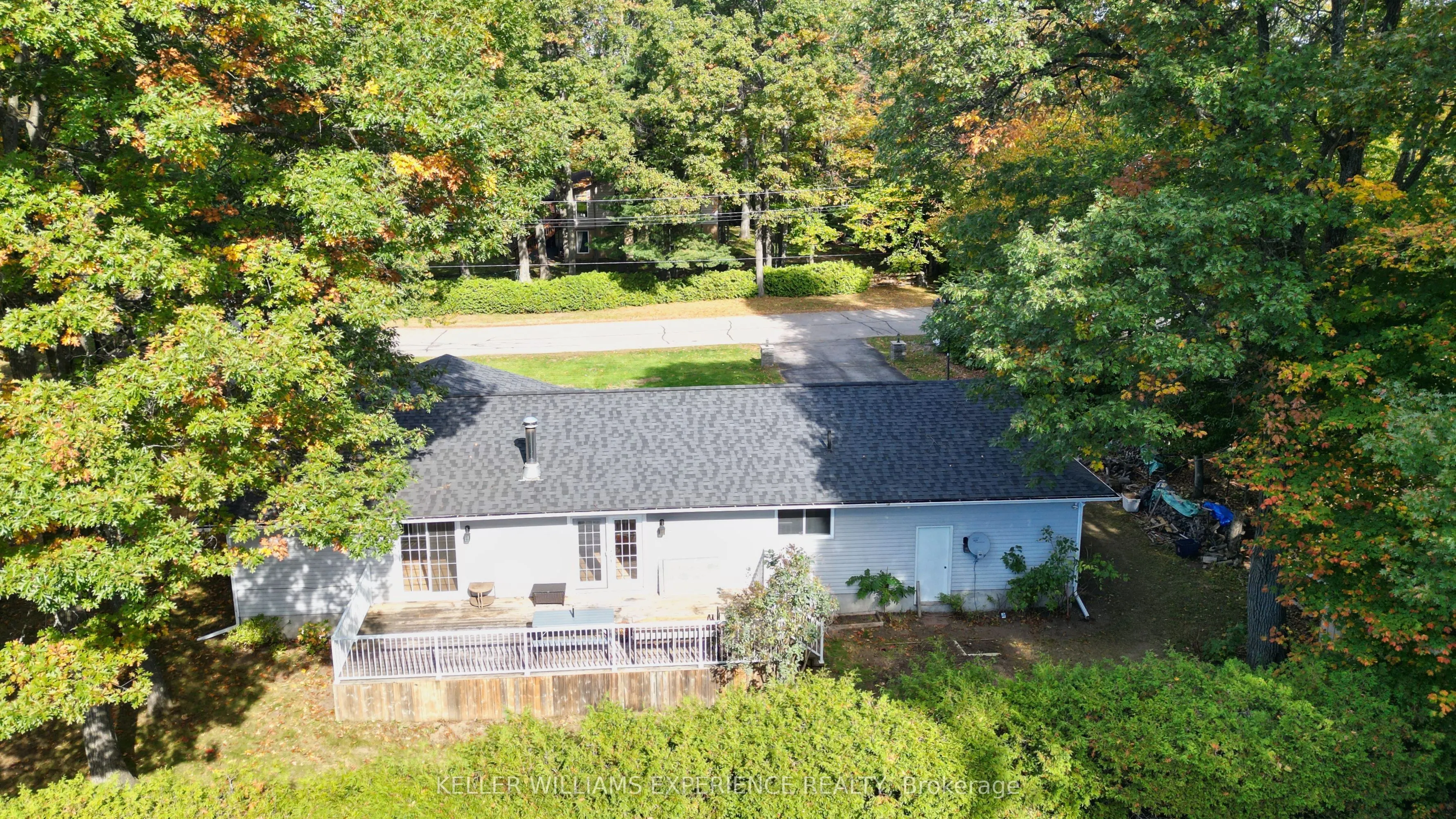 135 Catherine Street W