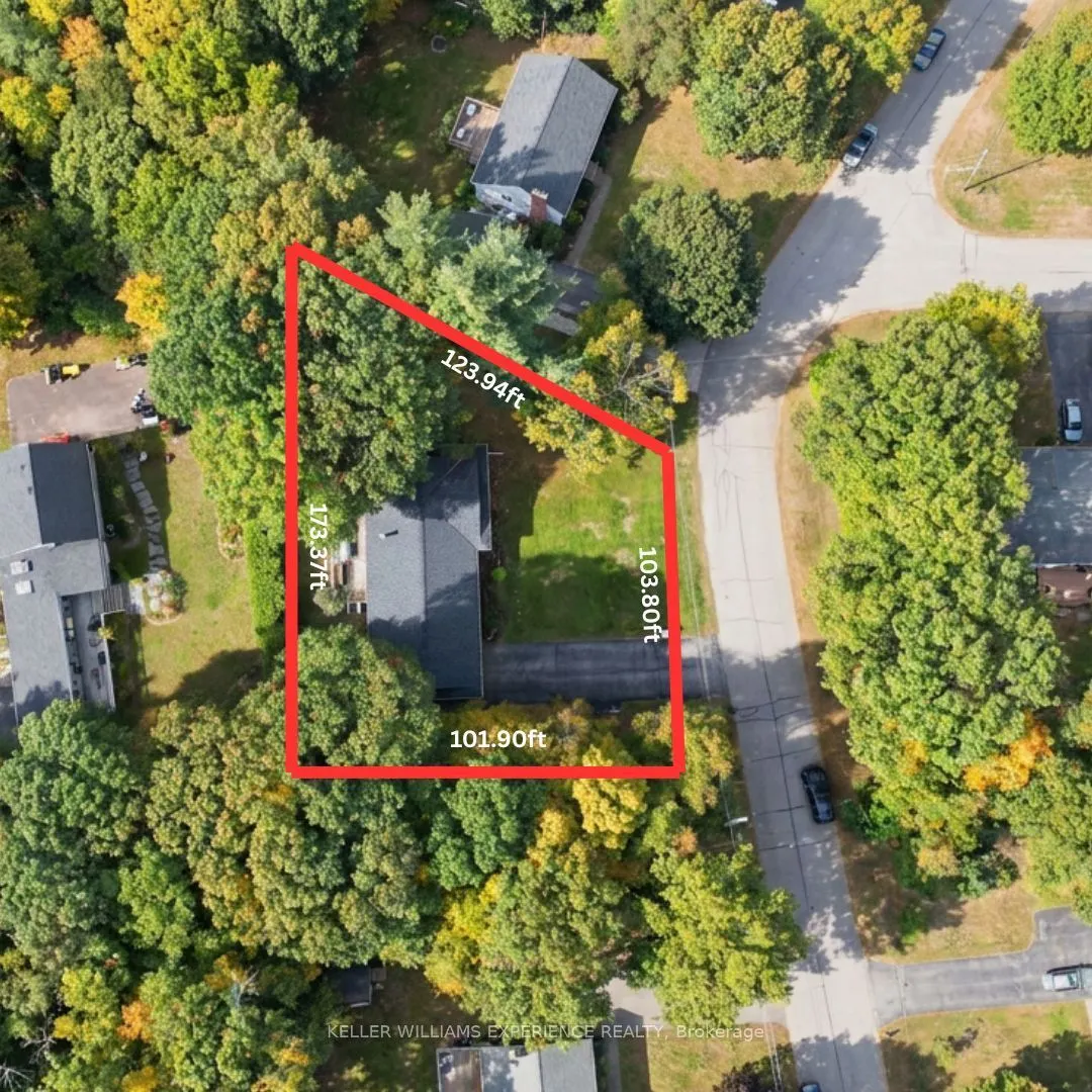 135 Catherine Street W