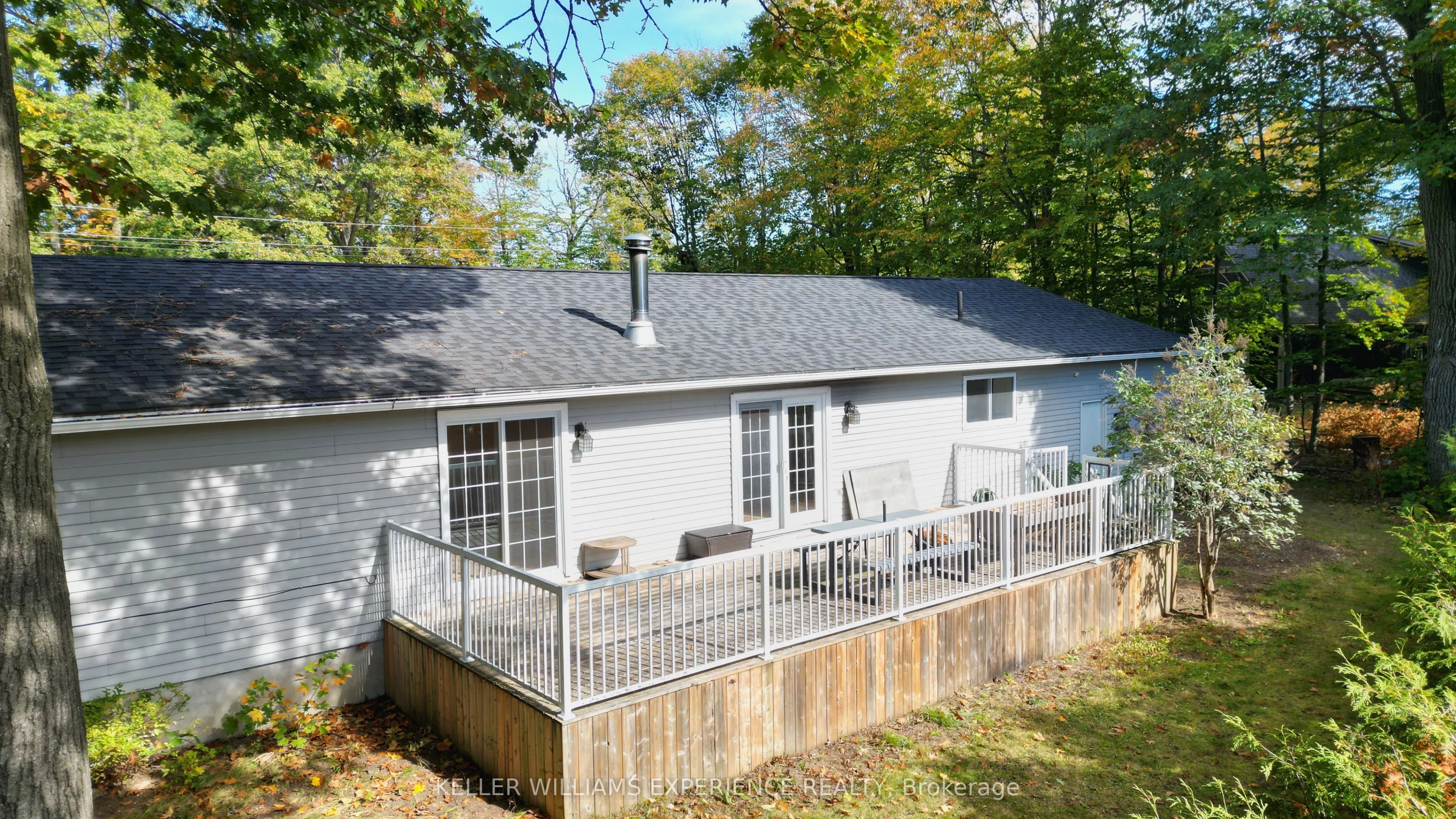 135 Catherine Street W