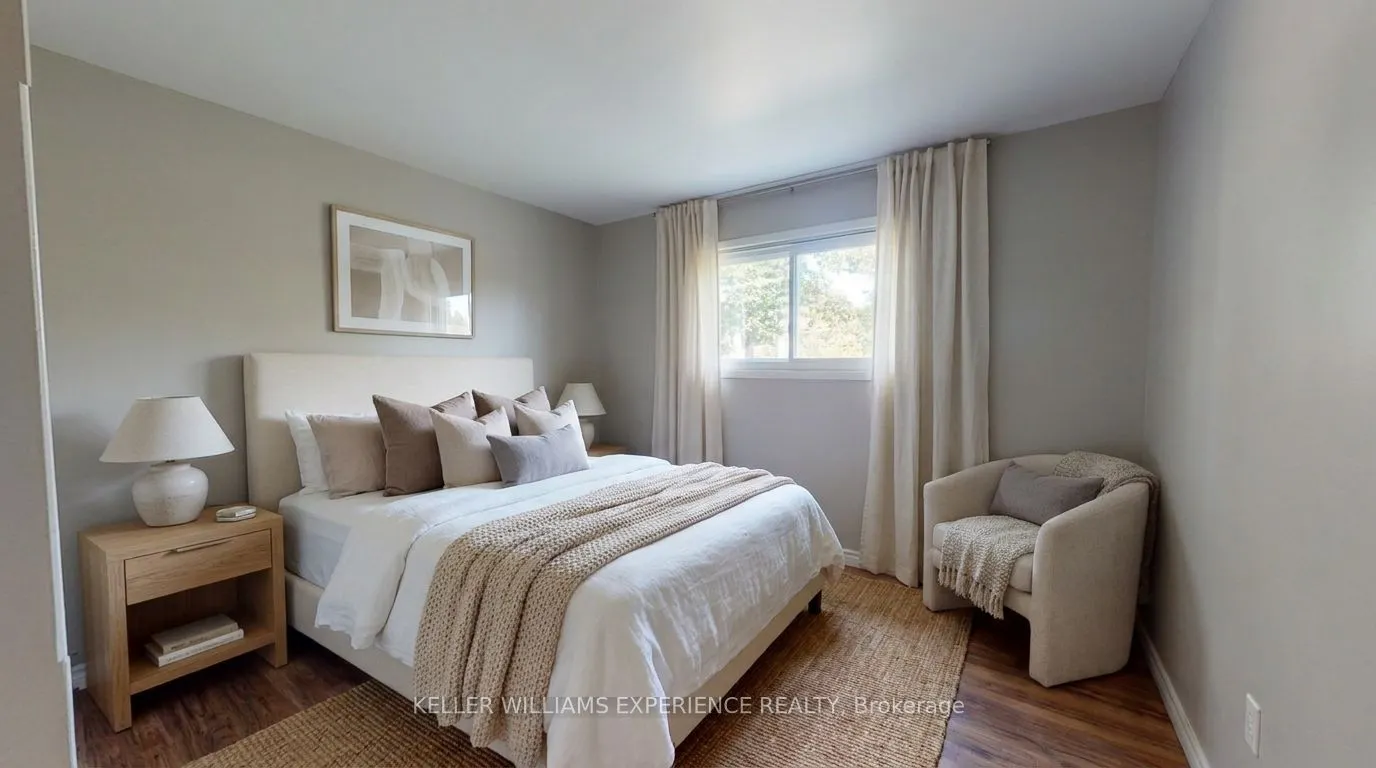 135 Catherine Street W
