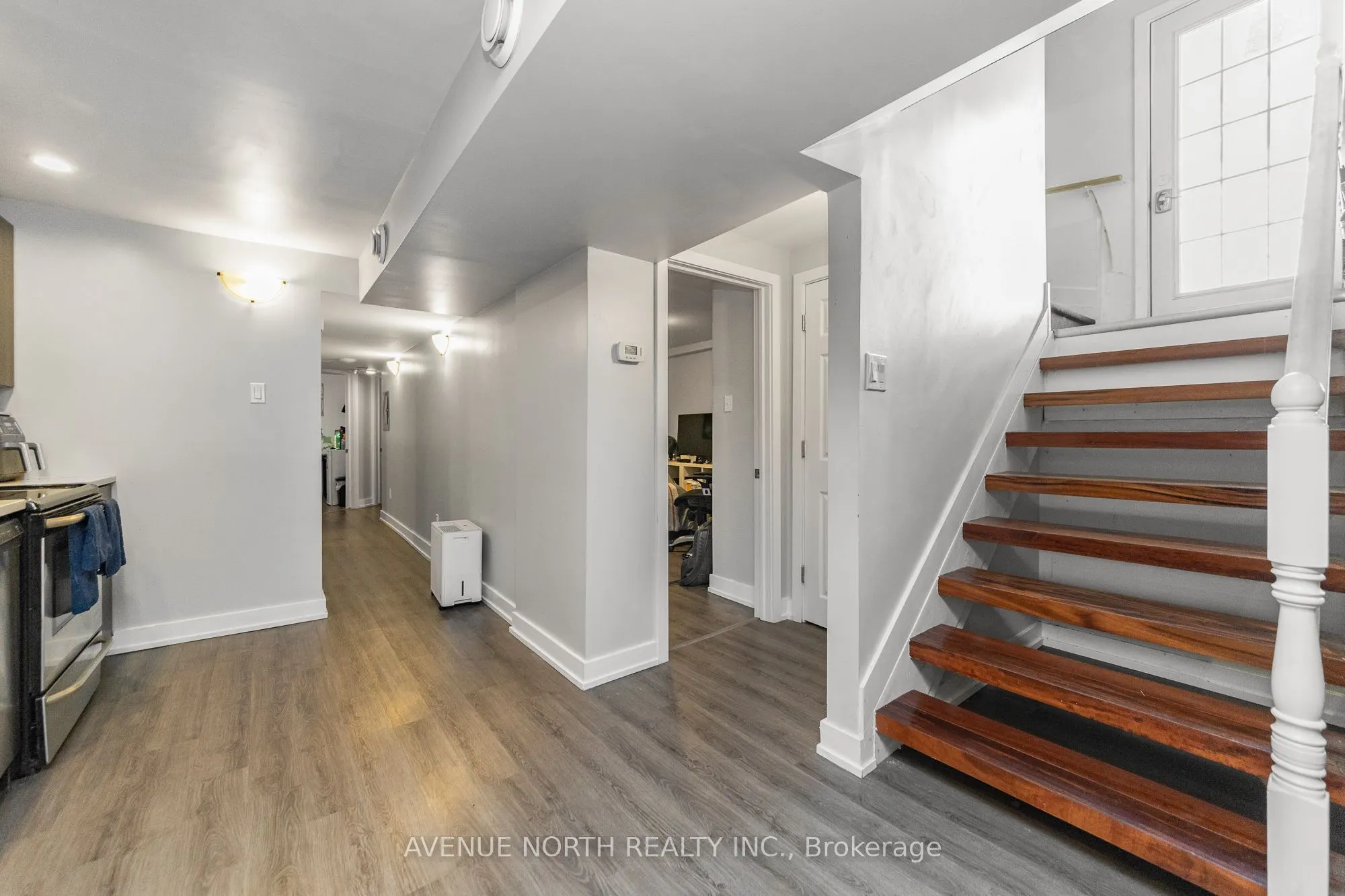 206 Blackburn Avenue