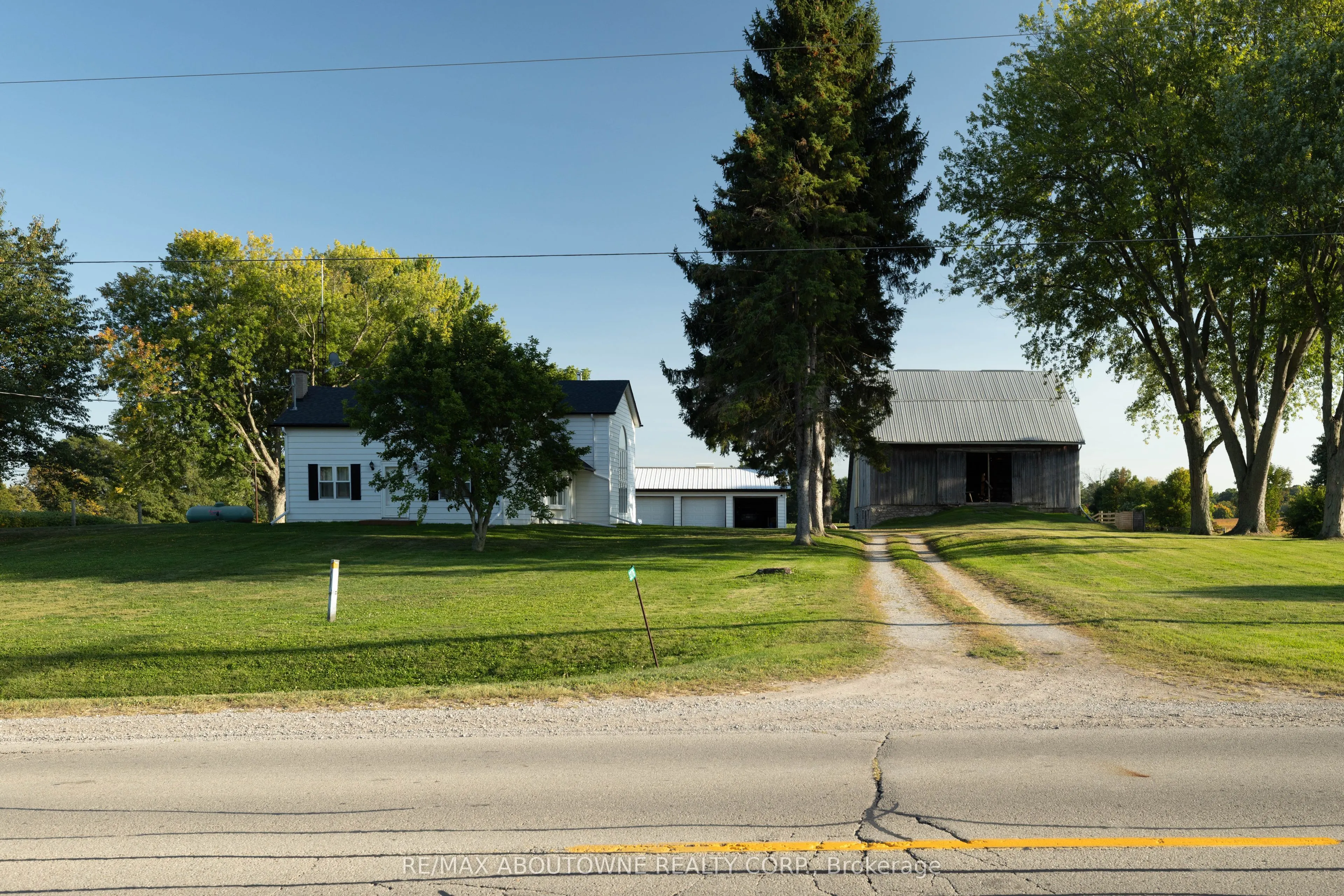 3276 Governors Road