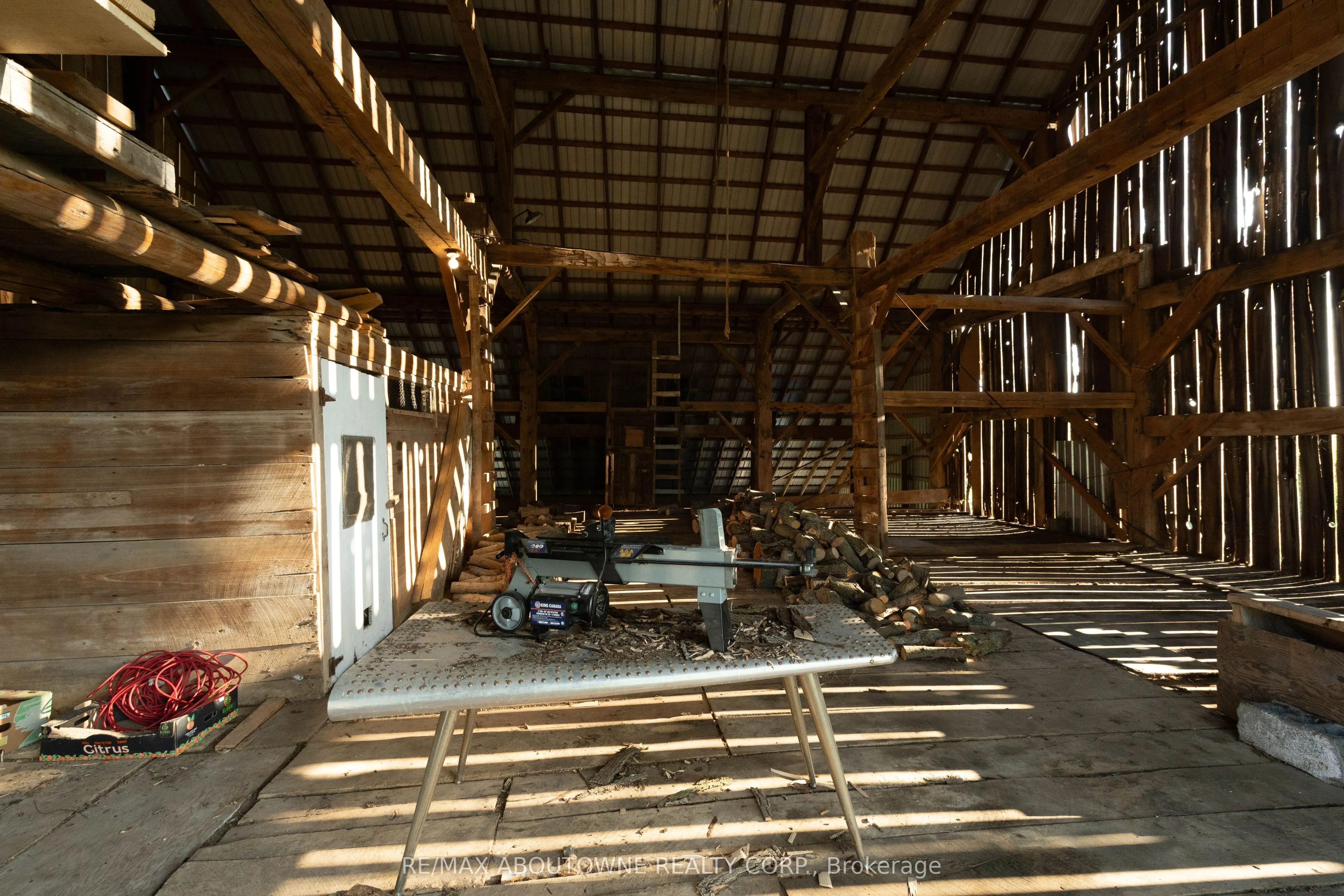 3276 Governors Road