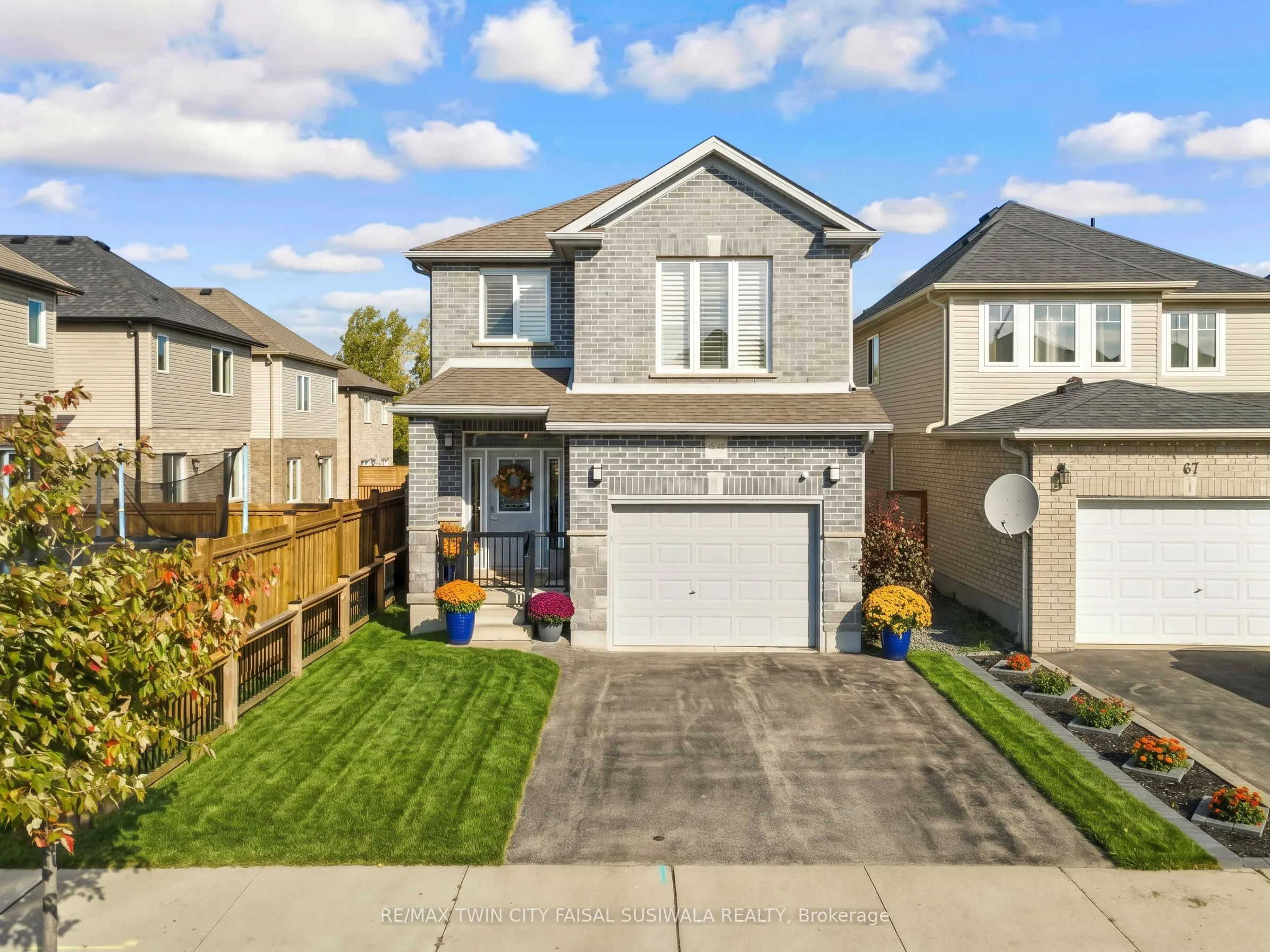 63 Sparrow Avenue