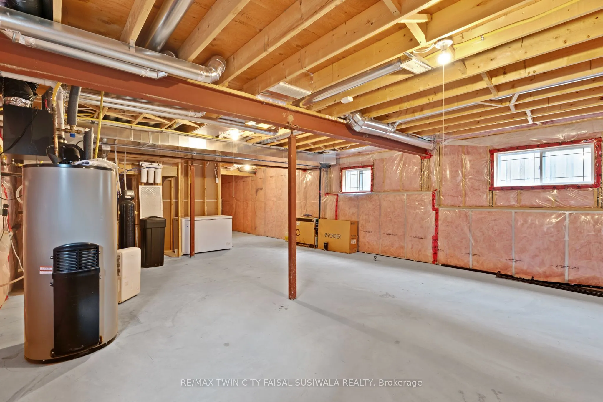 63 Sparrow Avenue