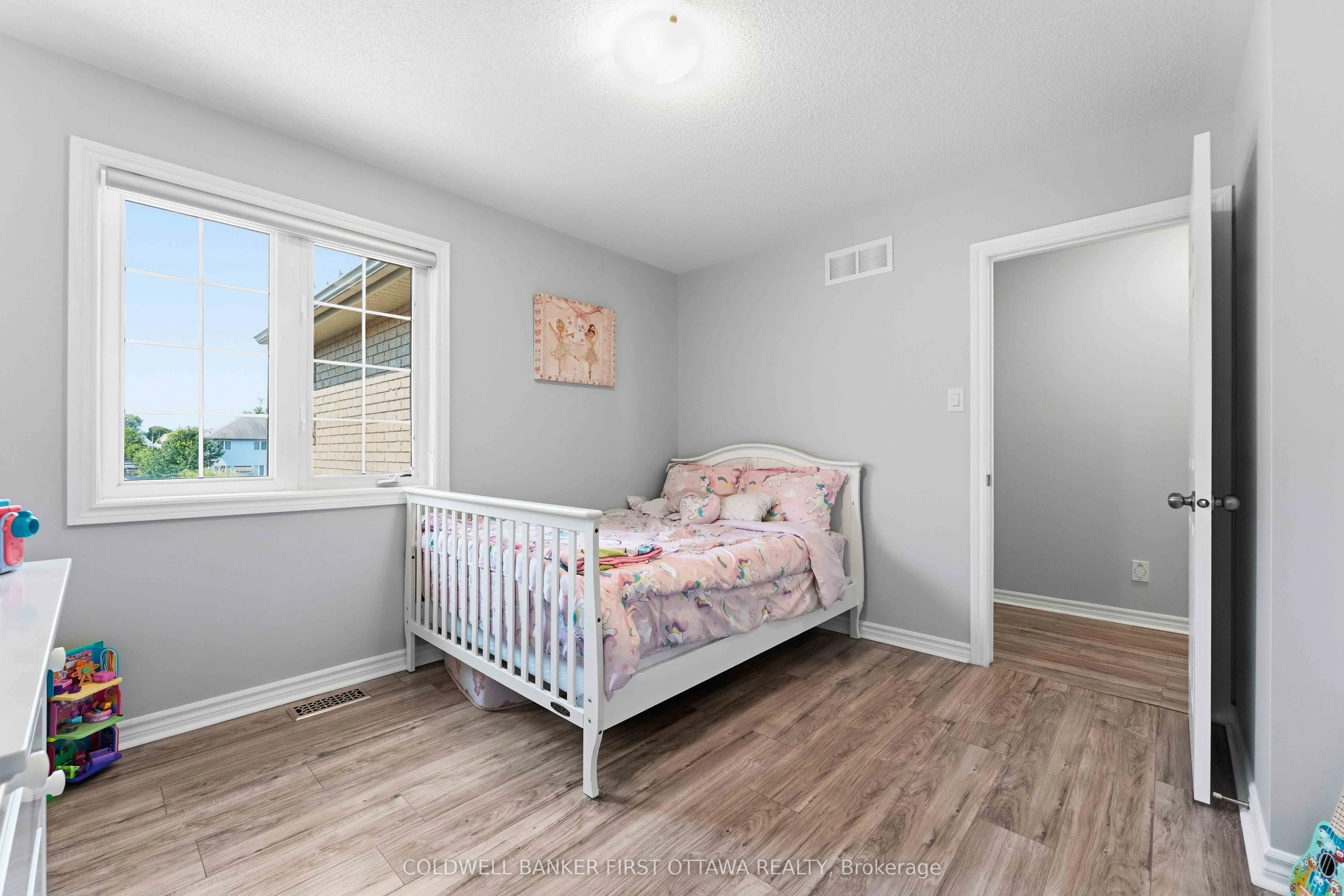 150 Strathcarron Crescent