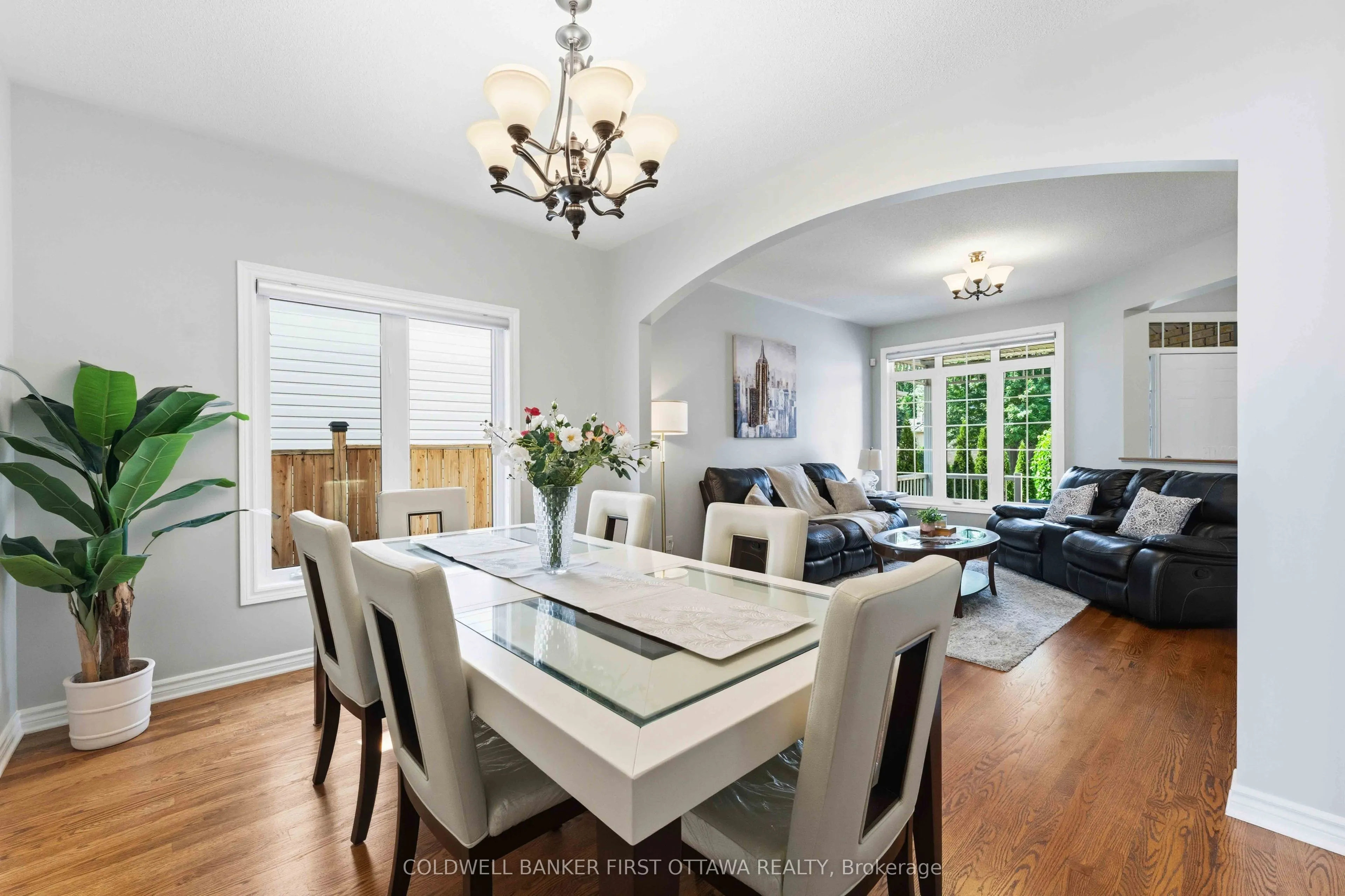 150 Strathcarron Crescent