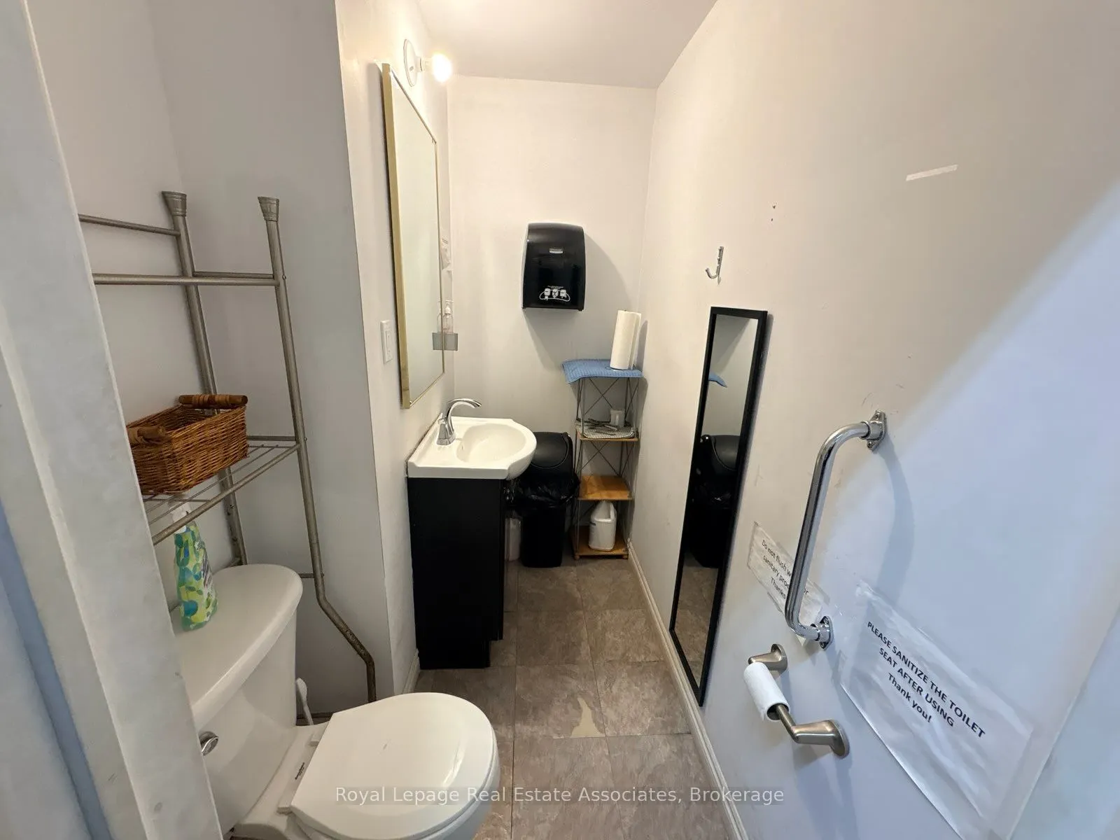 428 King Street W