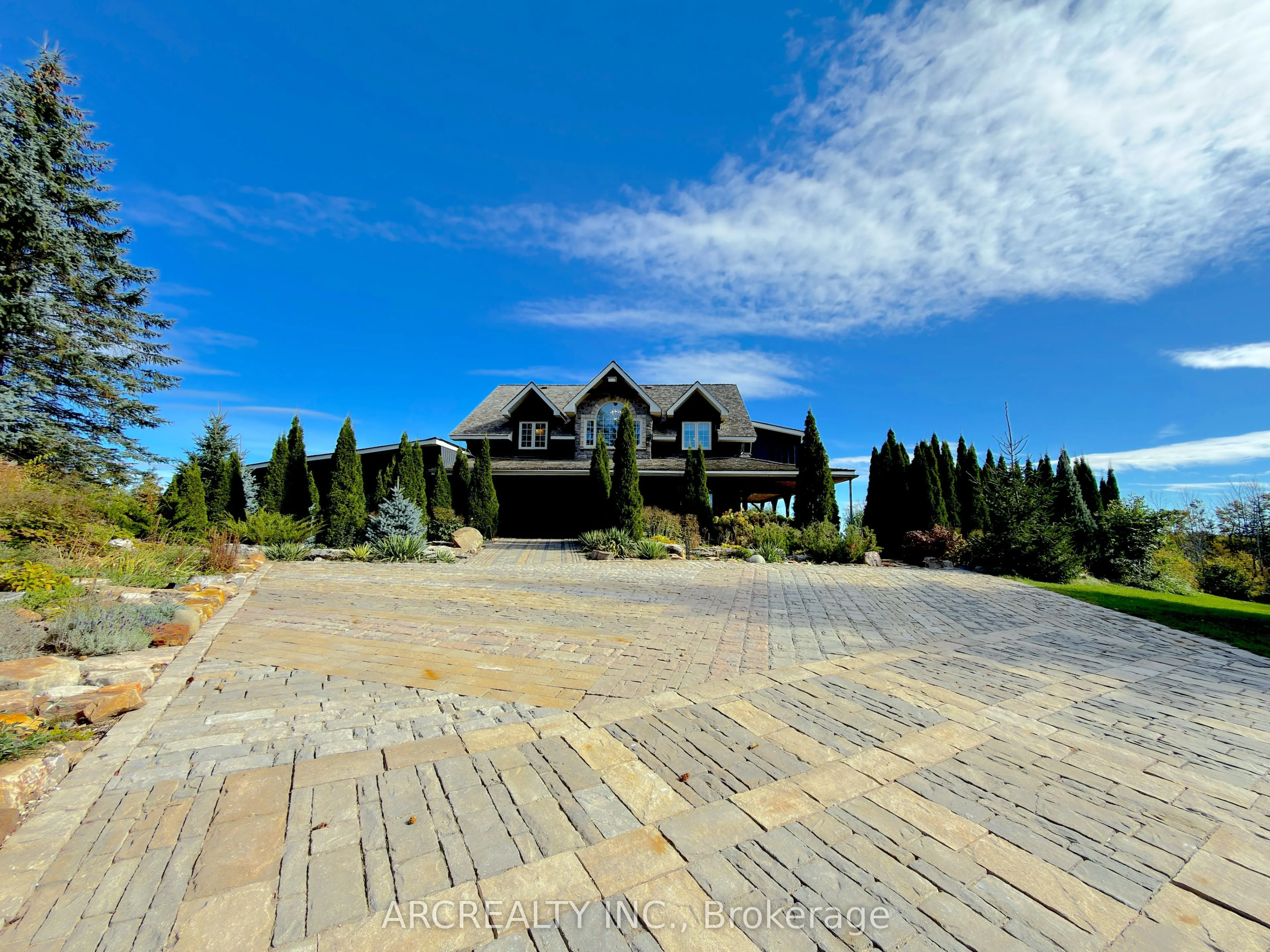 388303 20th Side Road