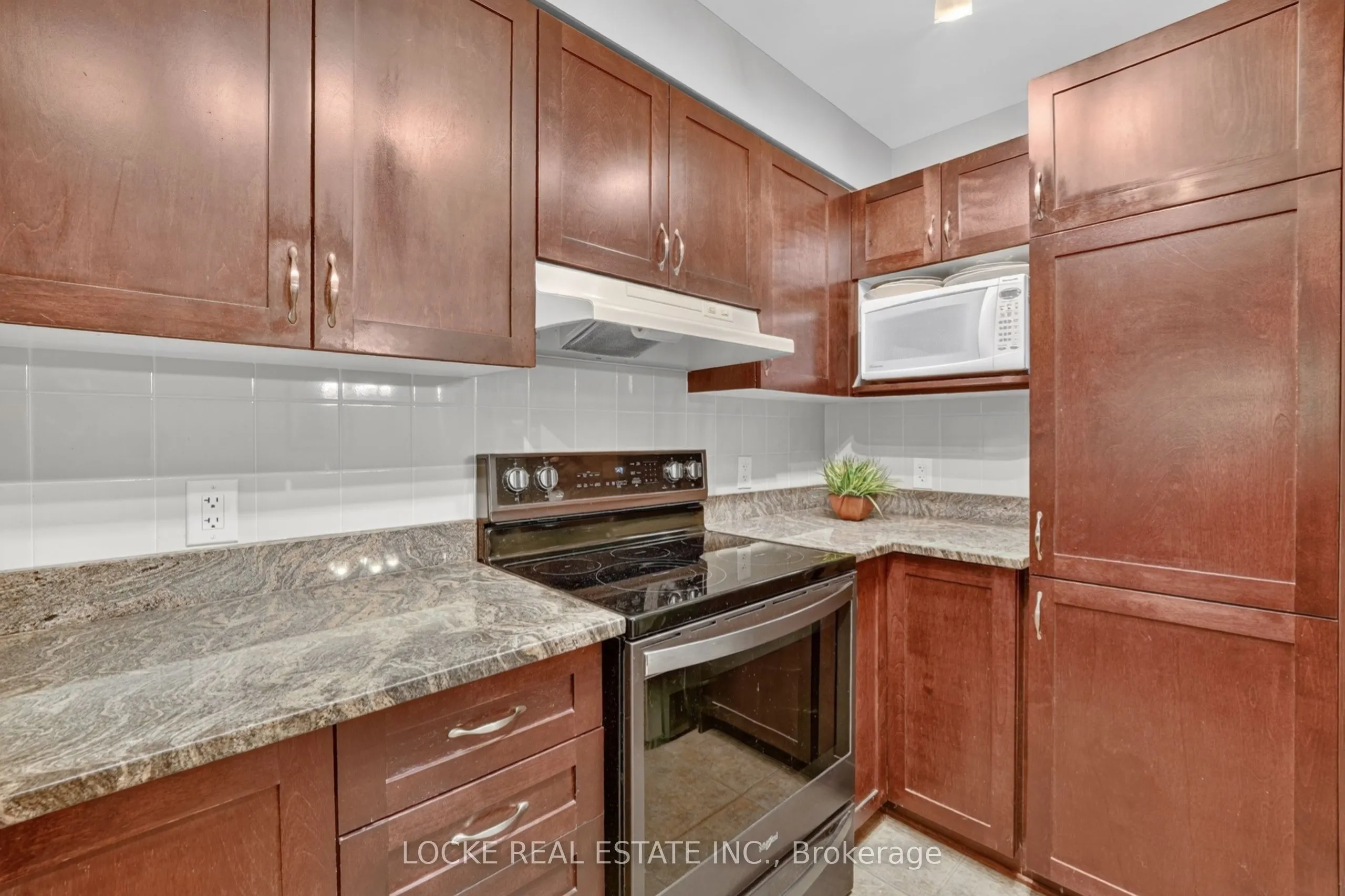 125 Parkrose Private
