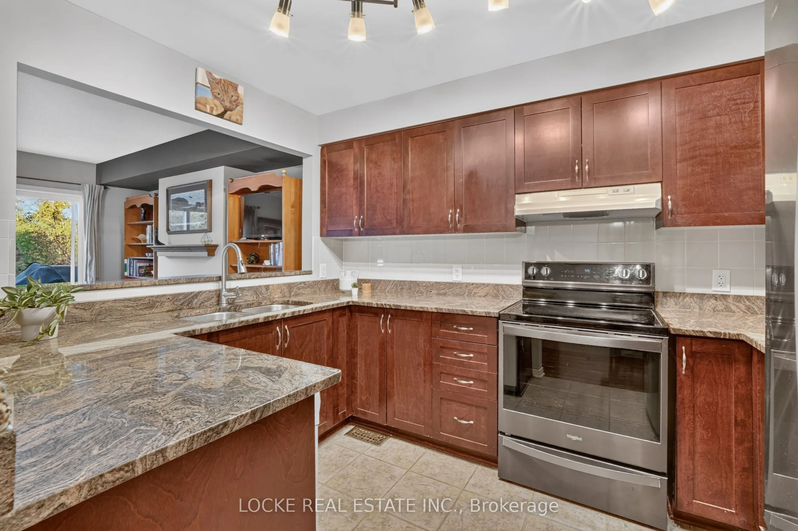 125 Parkrose Private