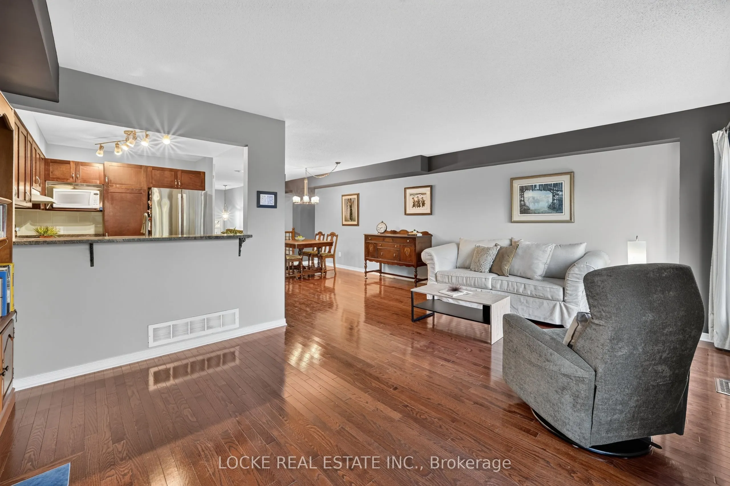 125 Parkrose Private