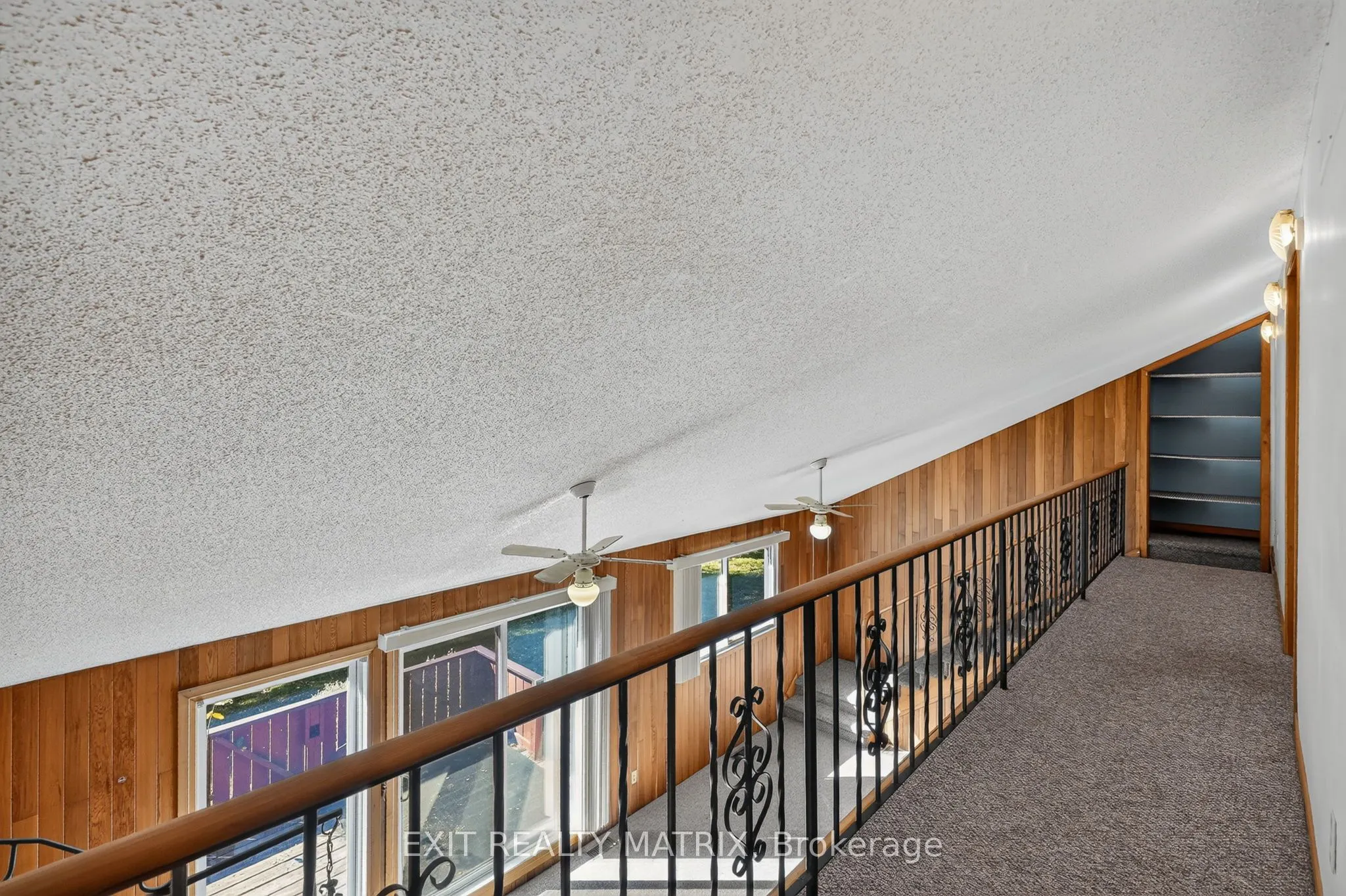 279 Felton Crescent