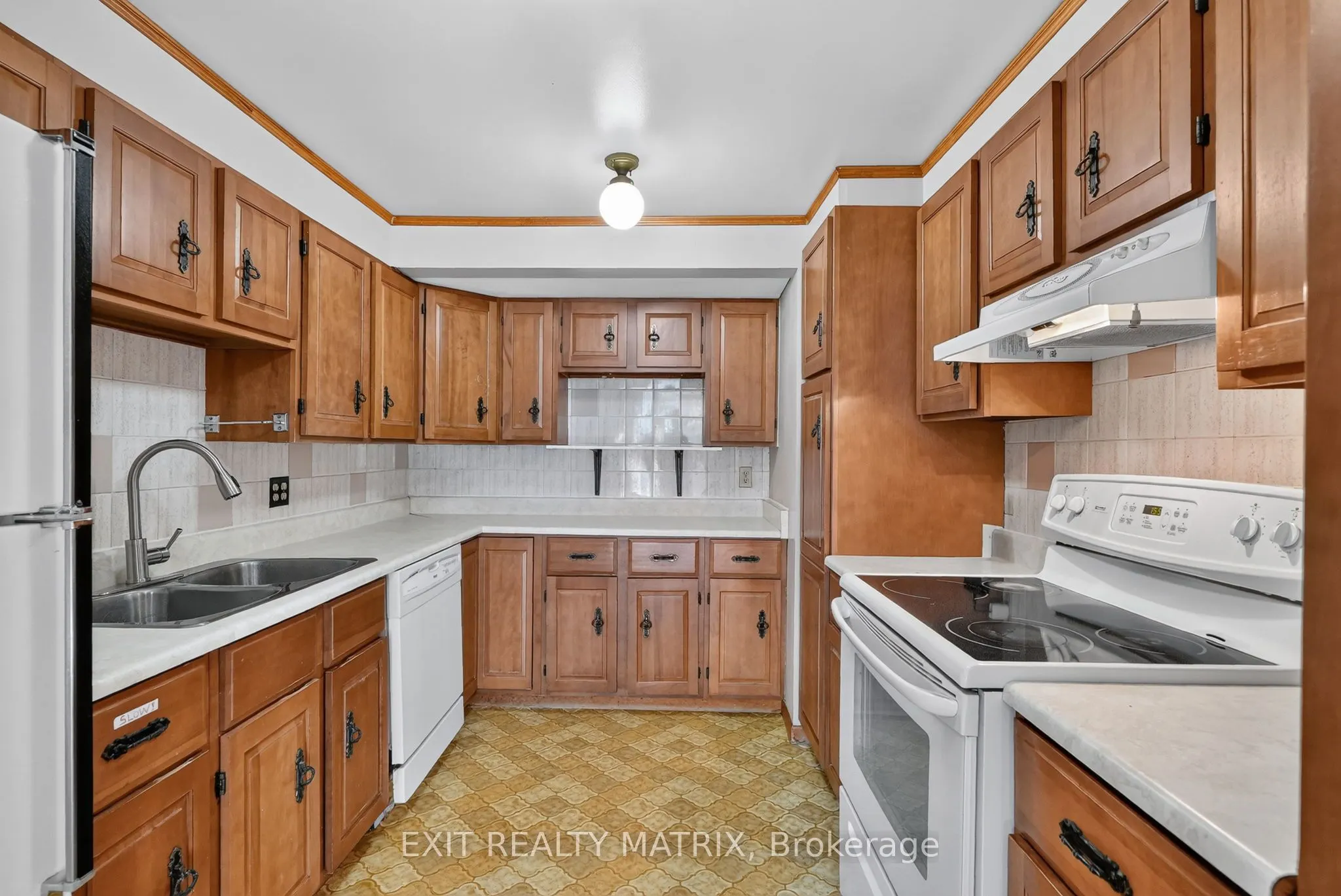 279 Felton Crescent