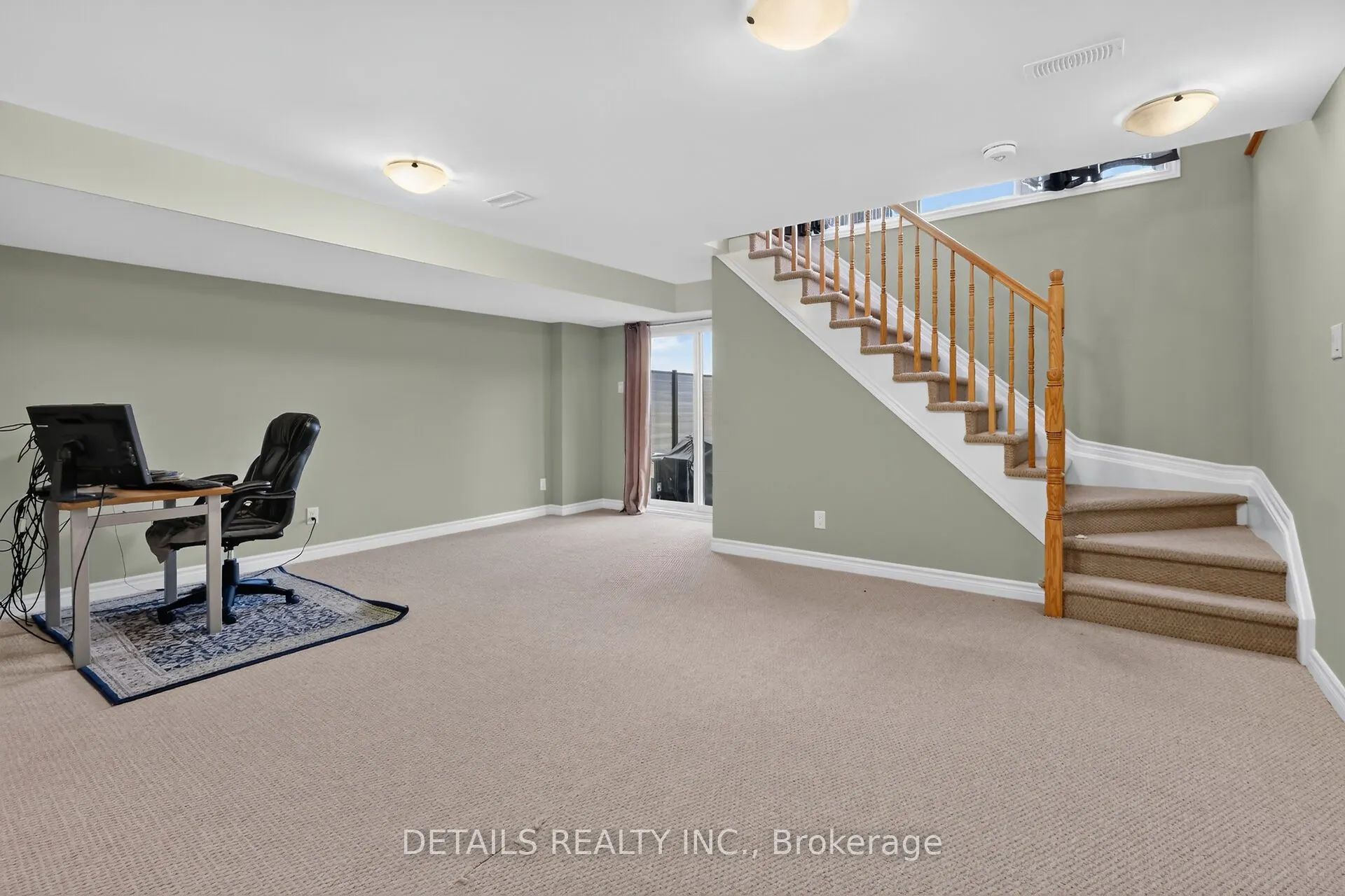 744 Dearborn Private