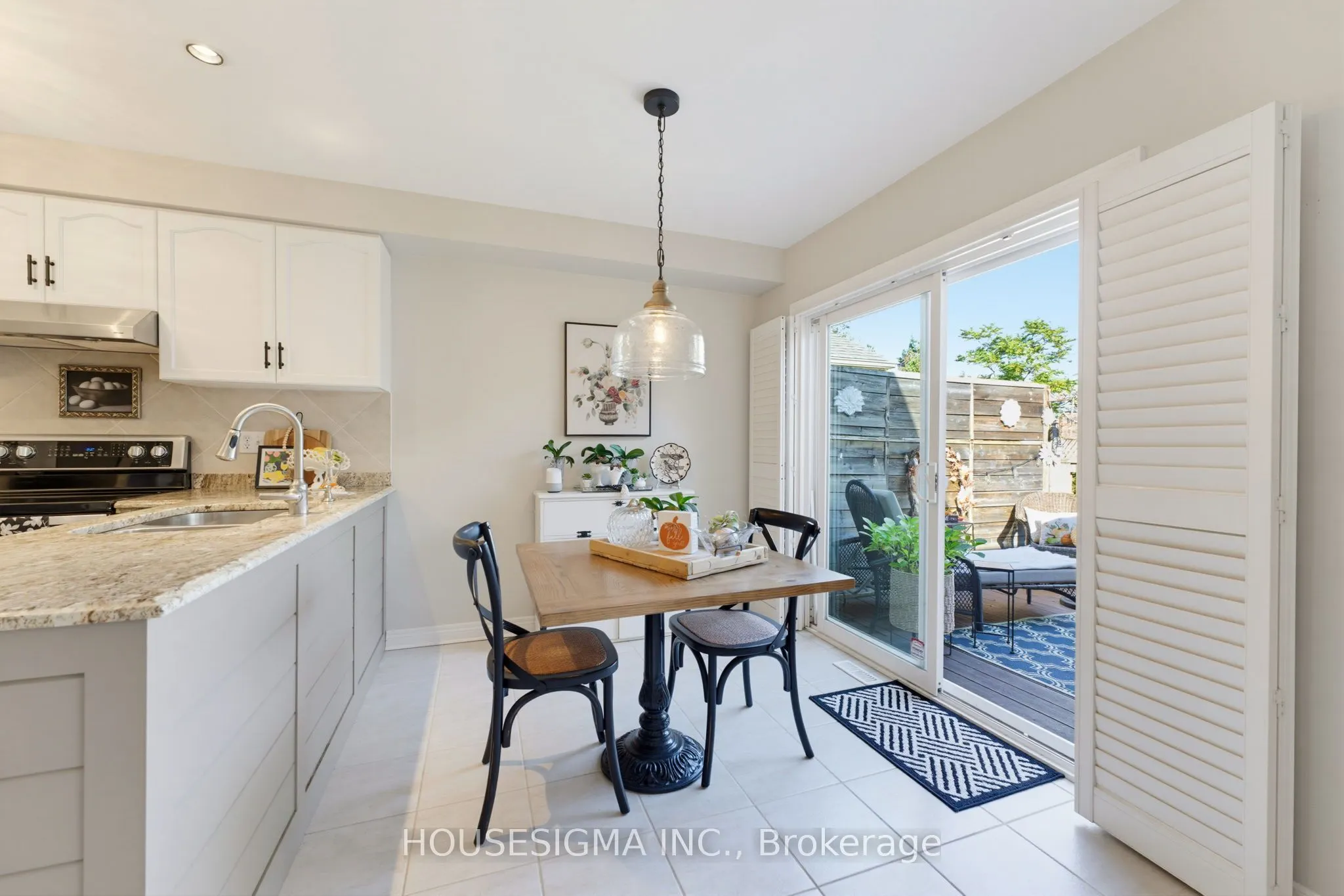 103 Thoroughbred Boulevard