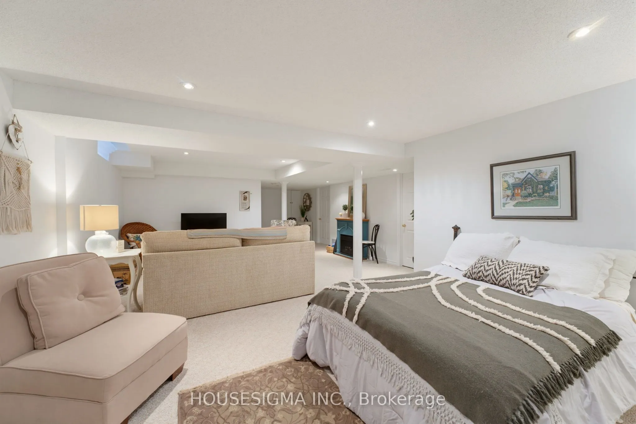 103 Thoroughbred Boulevard