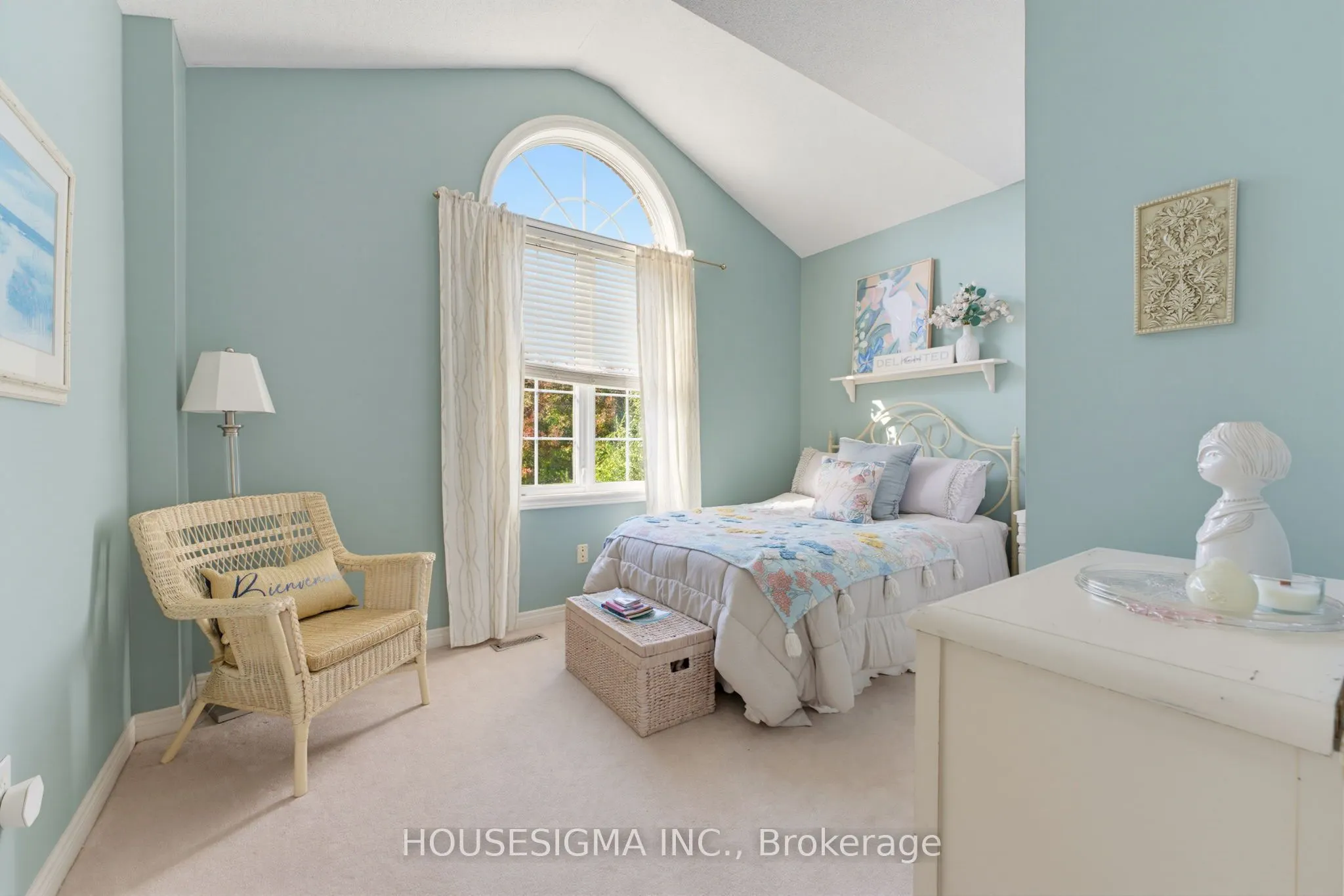 103 Thoroughbred Boulevard