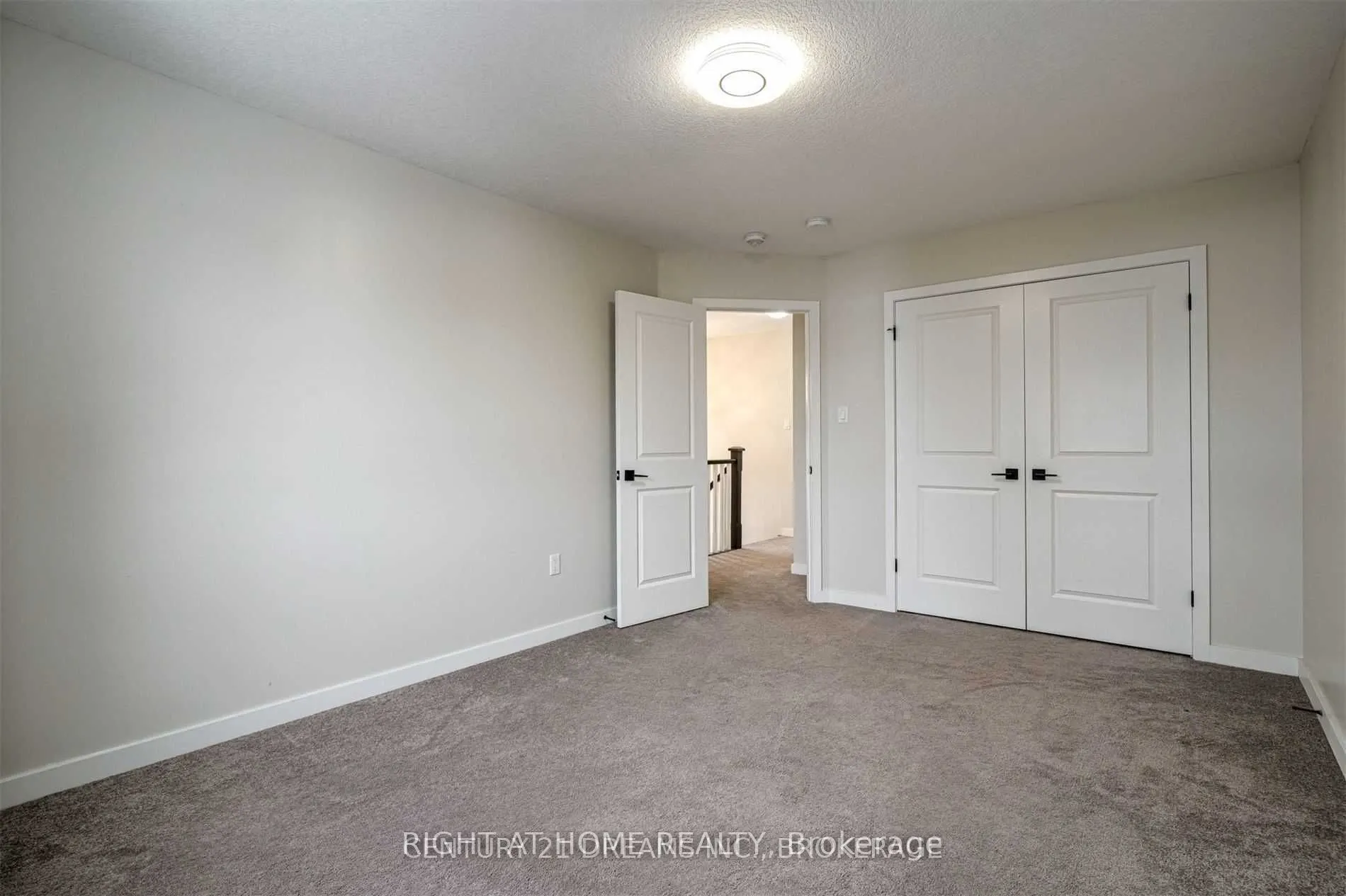 44 Franklin Street S
