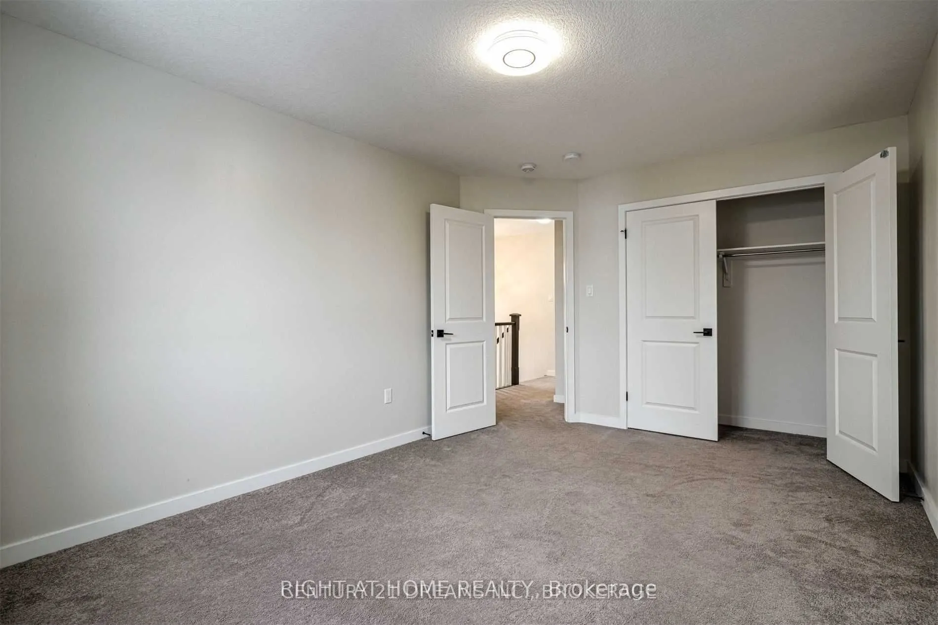 44 Franklin Street S
