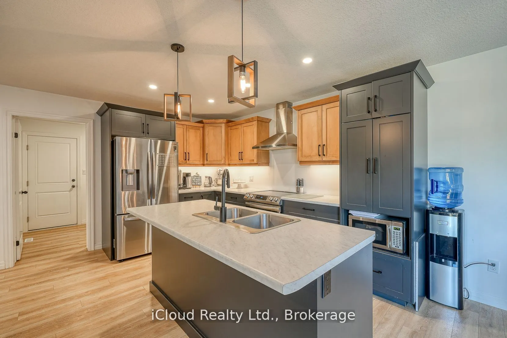 15 Curren Crescent