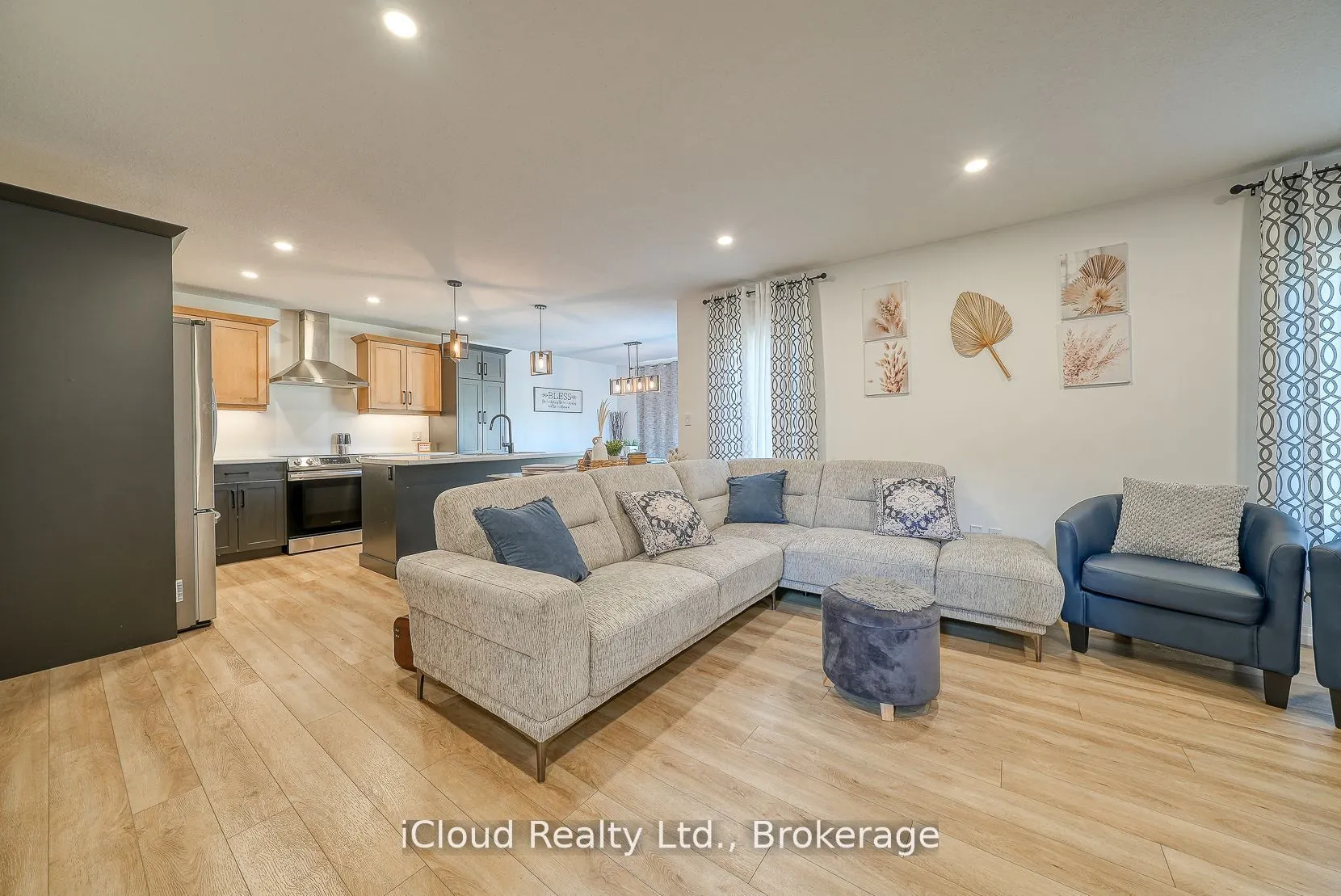 15 Curren Crescent